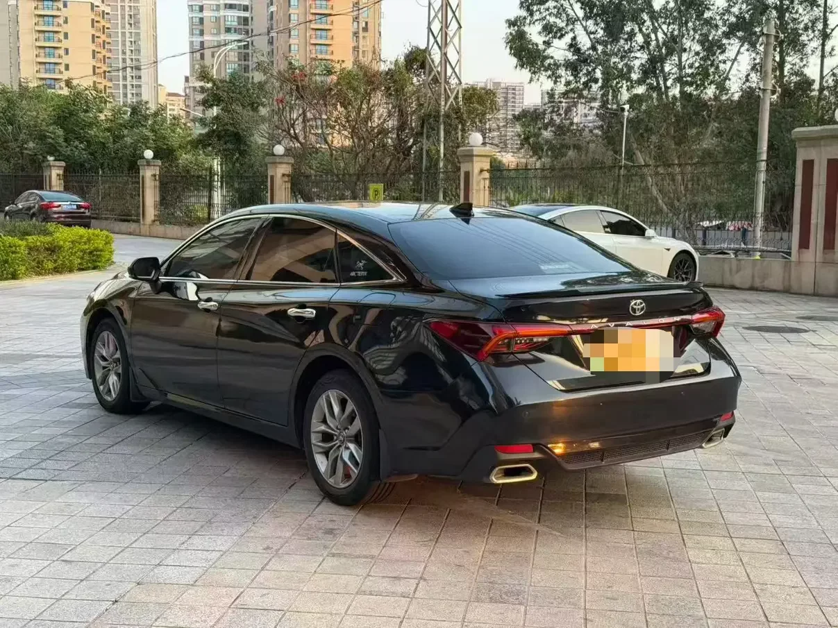 Toyota Avalon
