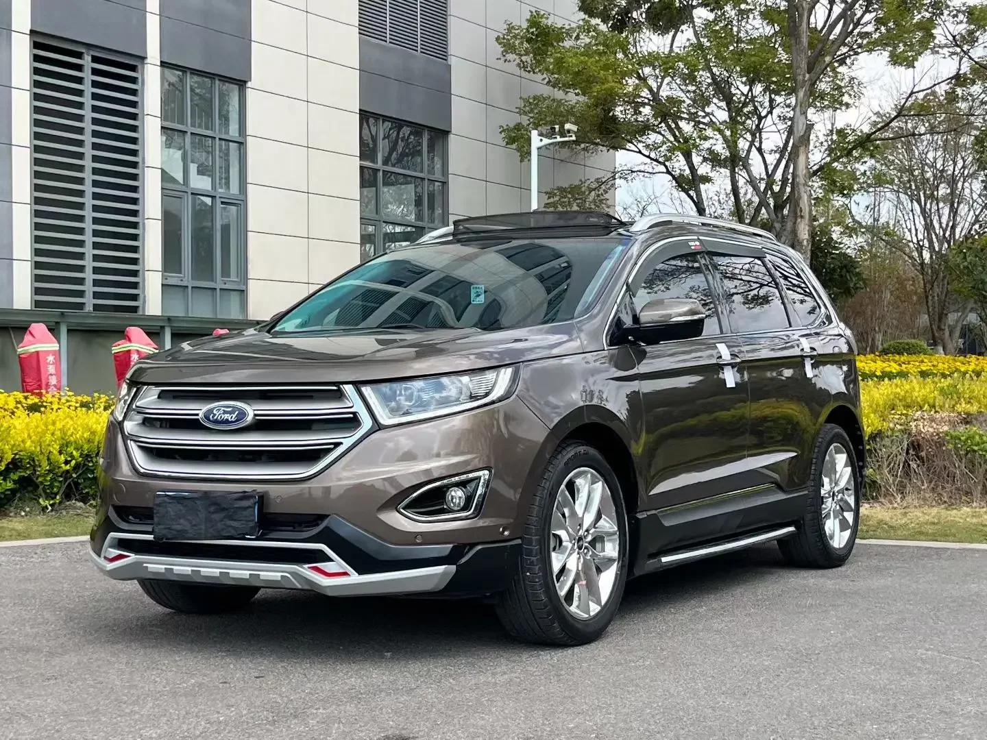 Ford sharp boundary