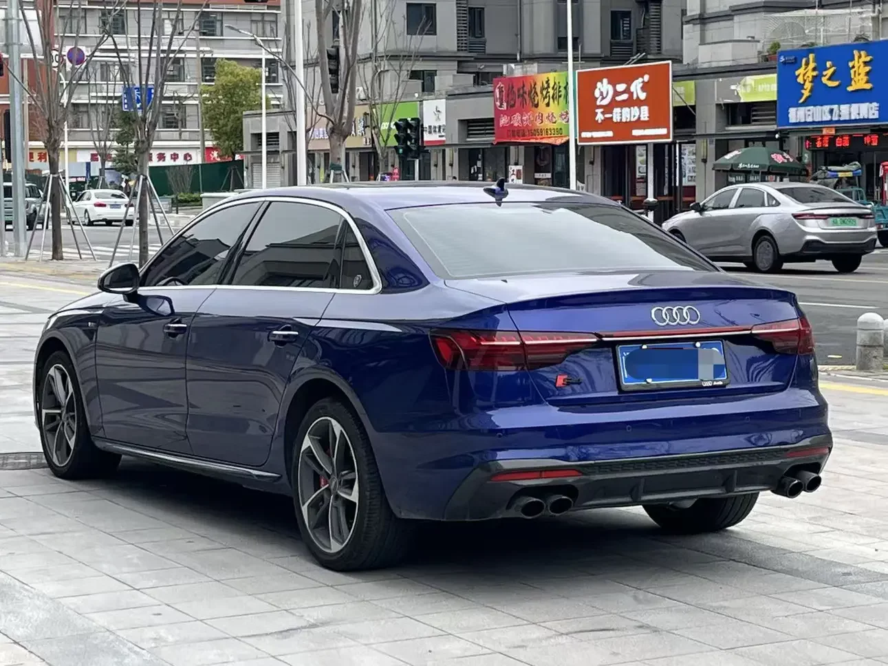 Audi A4L