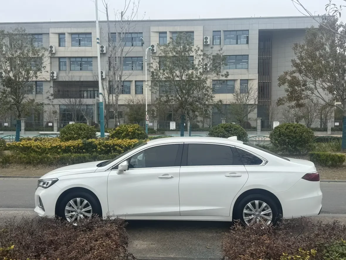 GAC Trumpchi GA6