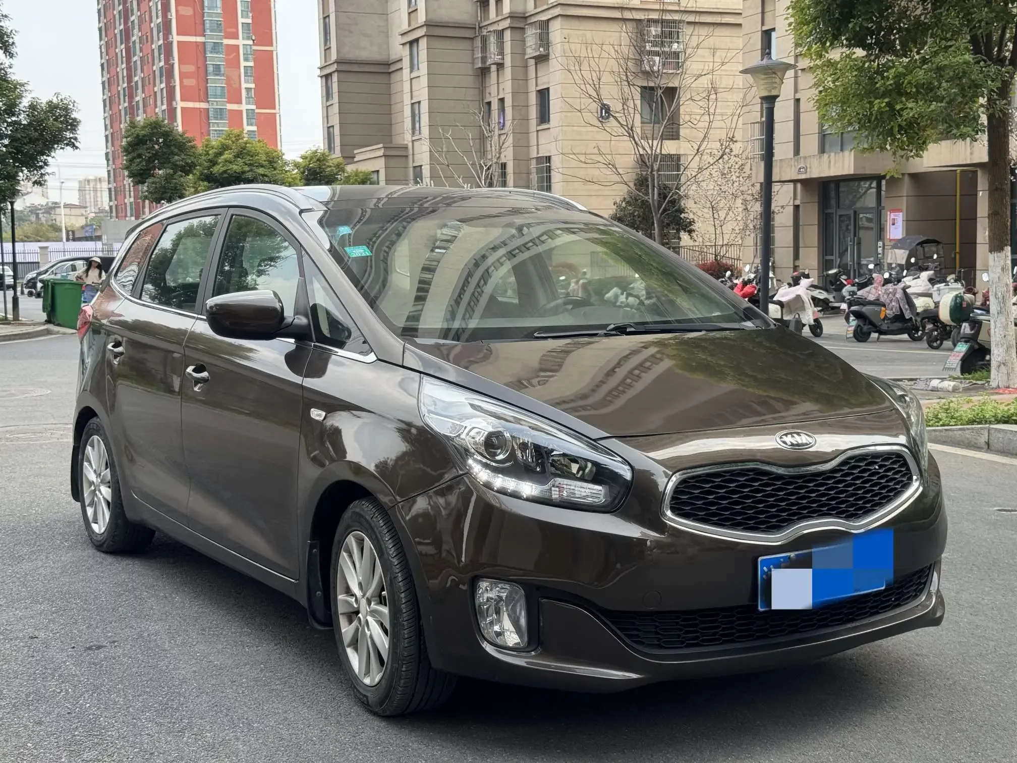 Kia Carens