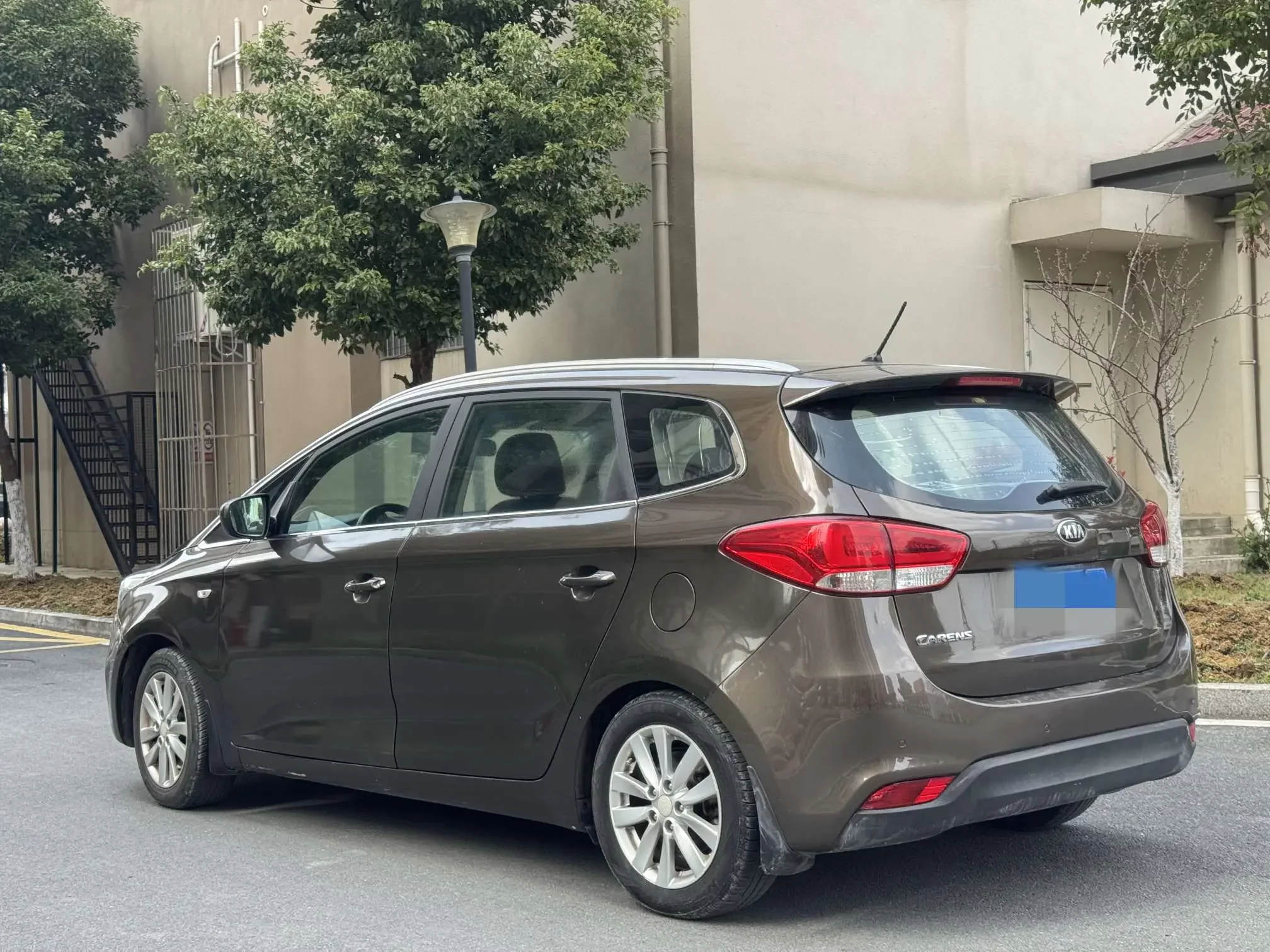 Kia Carens