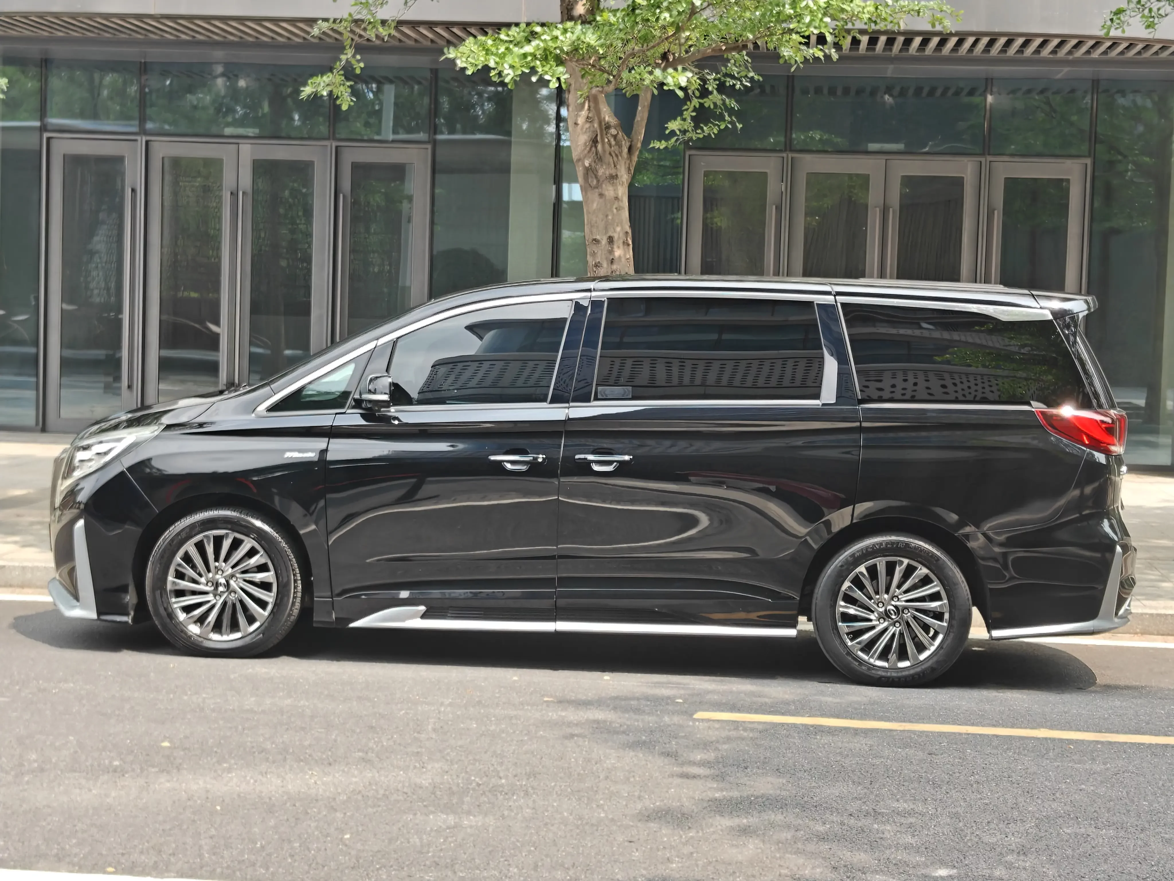 GAC Trumpchi M8