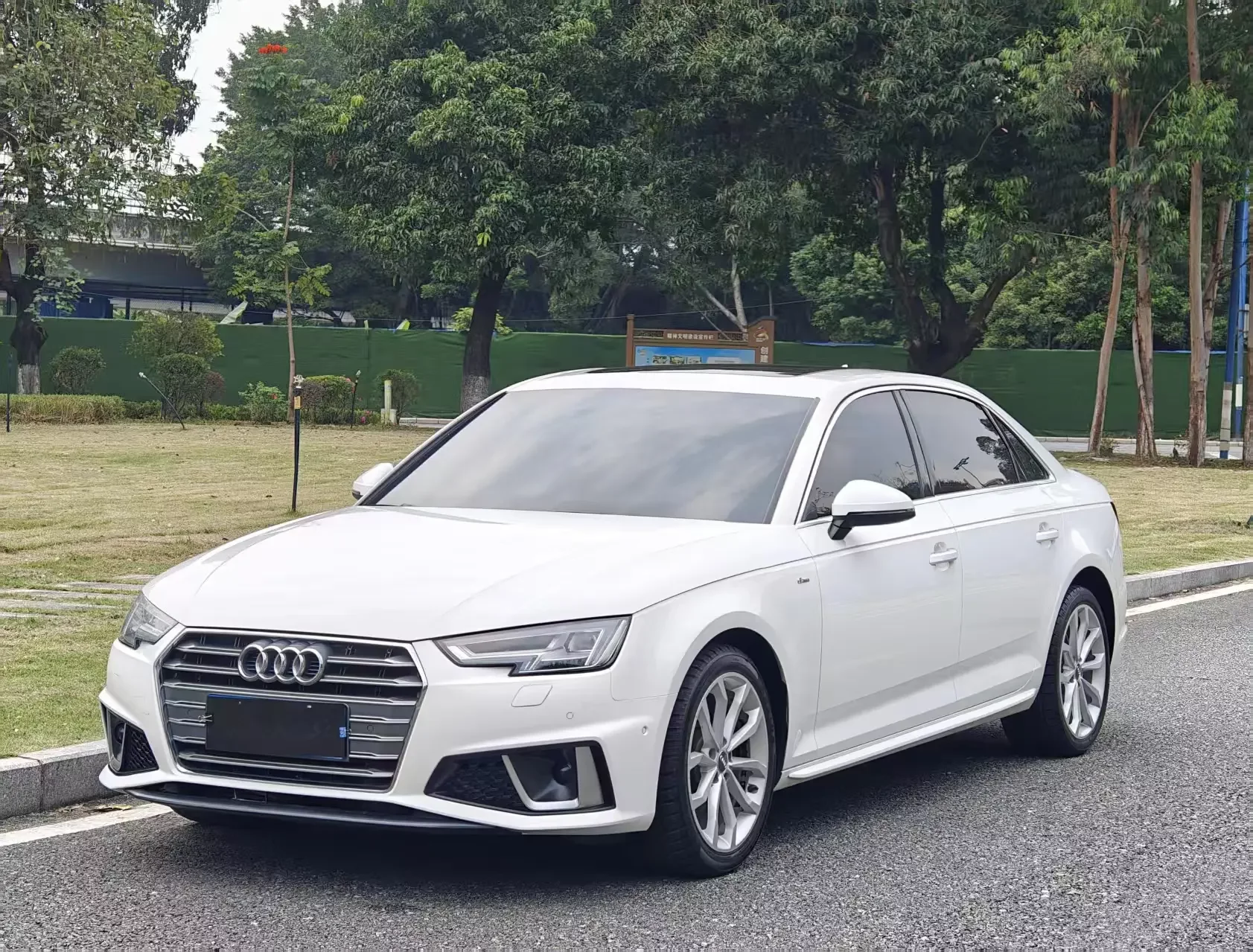 Audi A4L