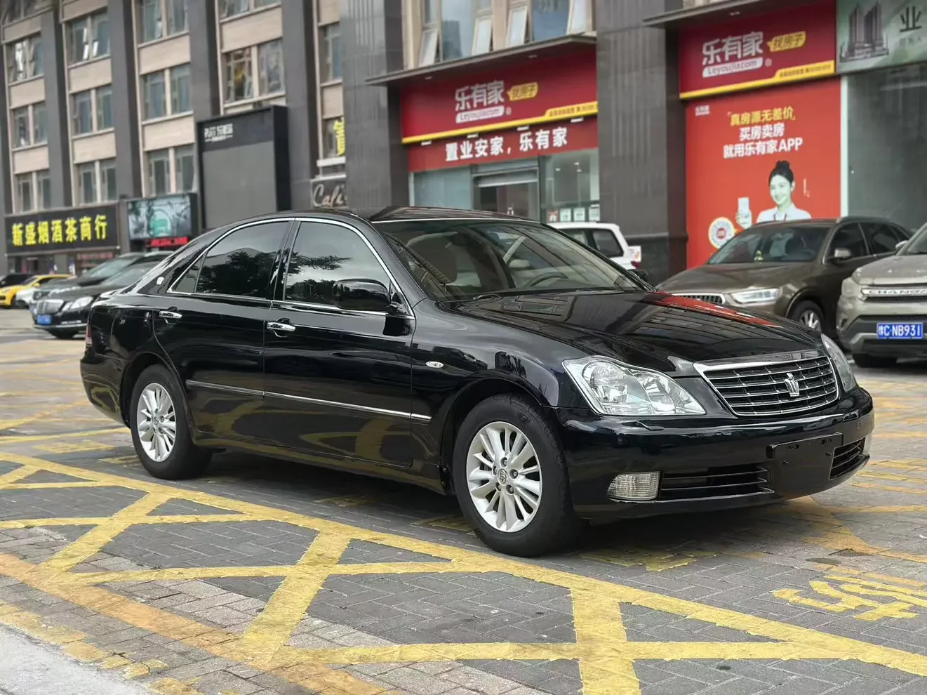Toyota crown
