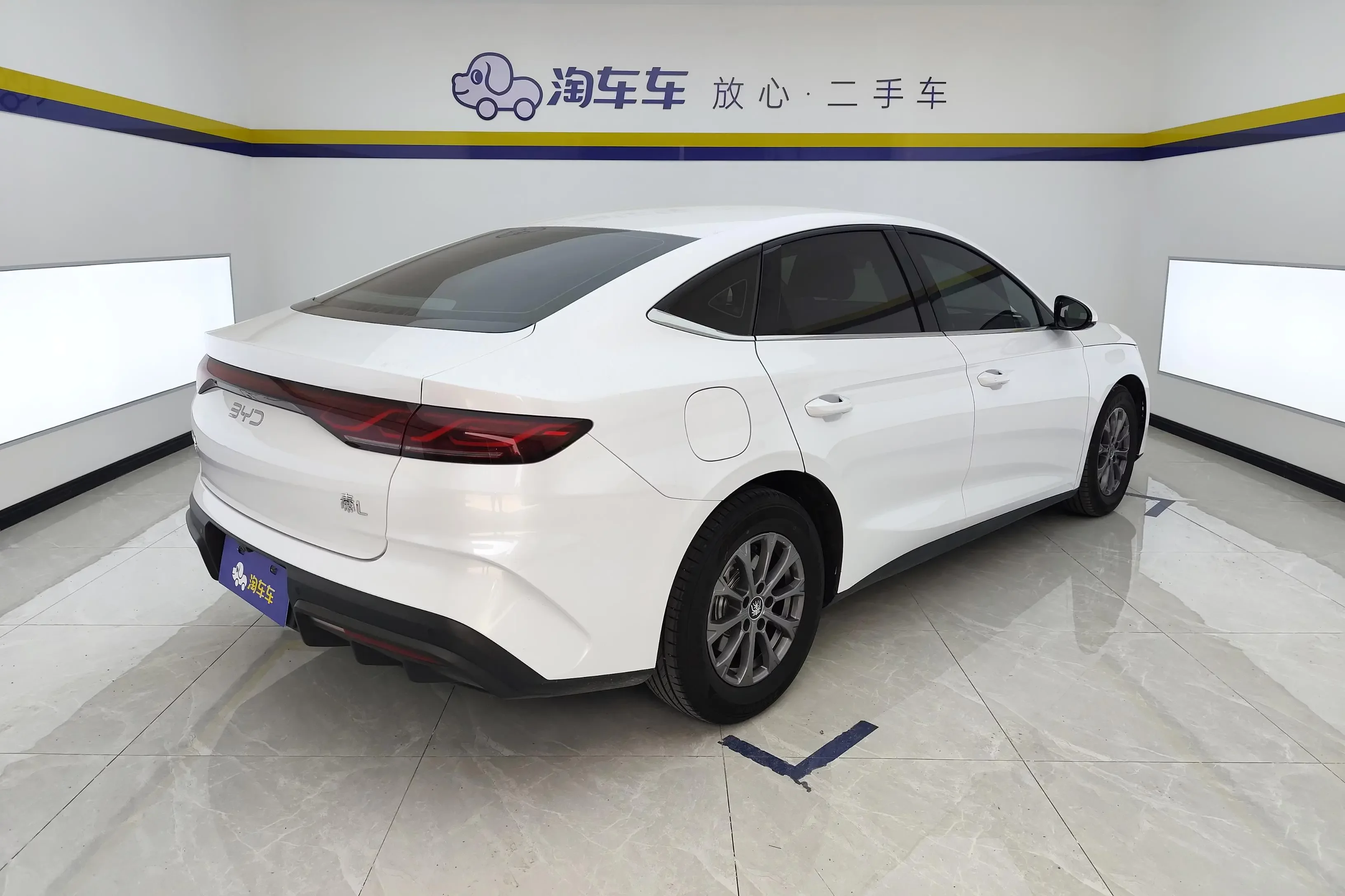 BYD Qin L DM
