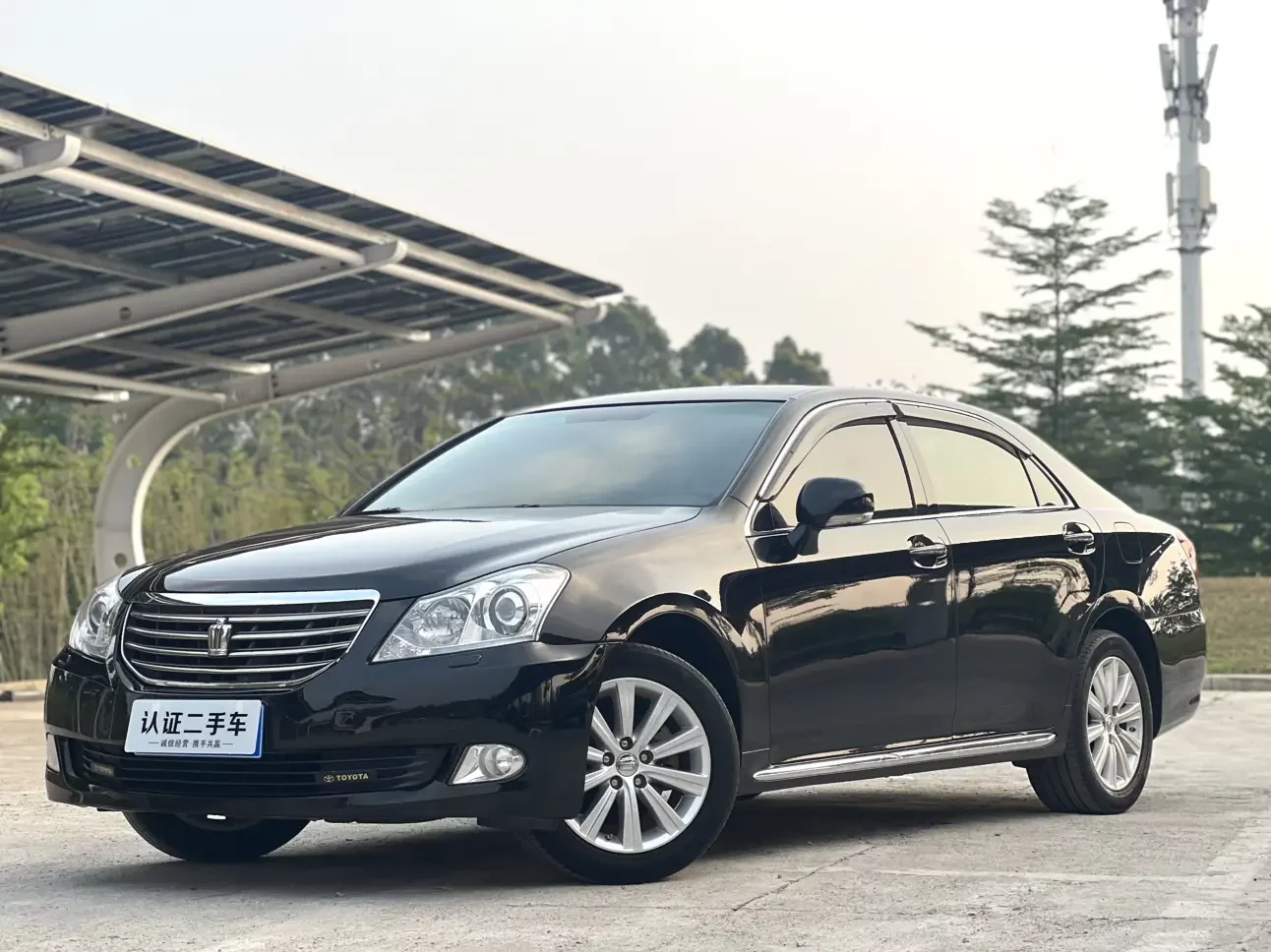 Toyota crown