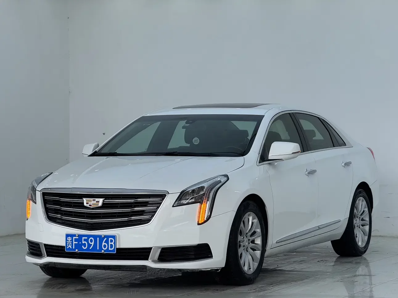 Cadillac XTS