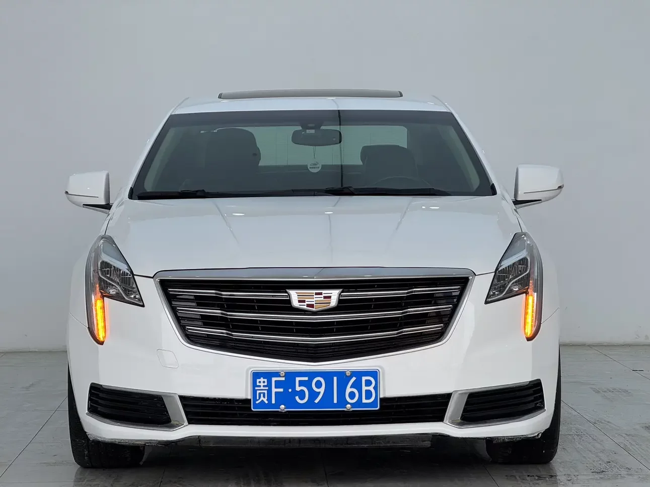 Cadillac XTS