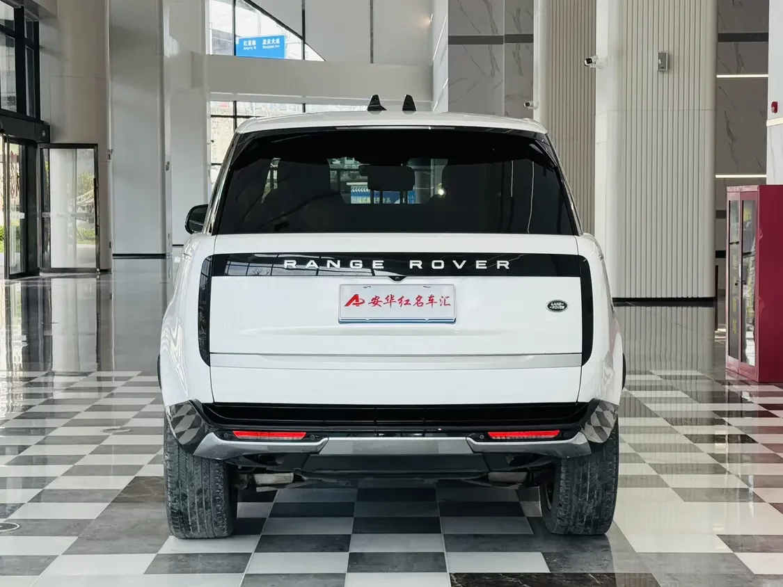 Land Rover range rover