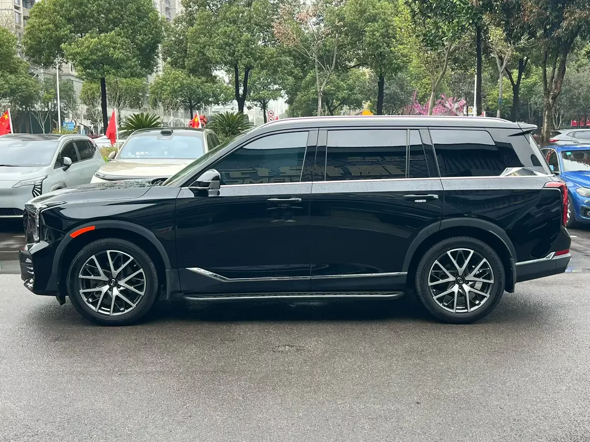 GAC Trumpchi GS8