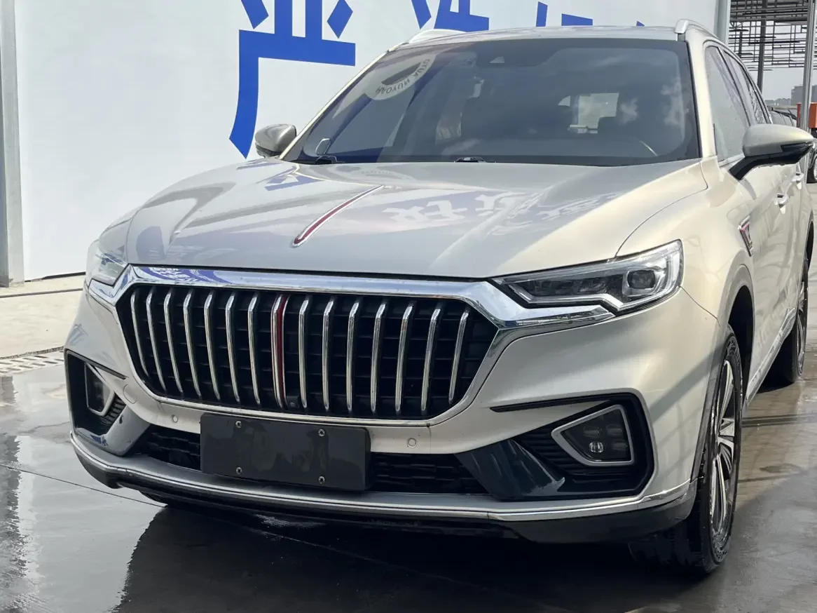 Hongqi HS5