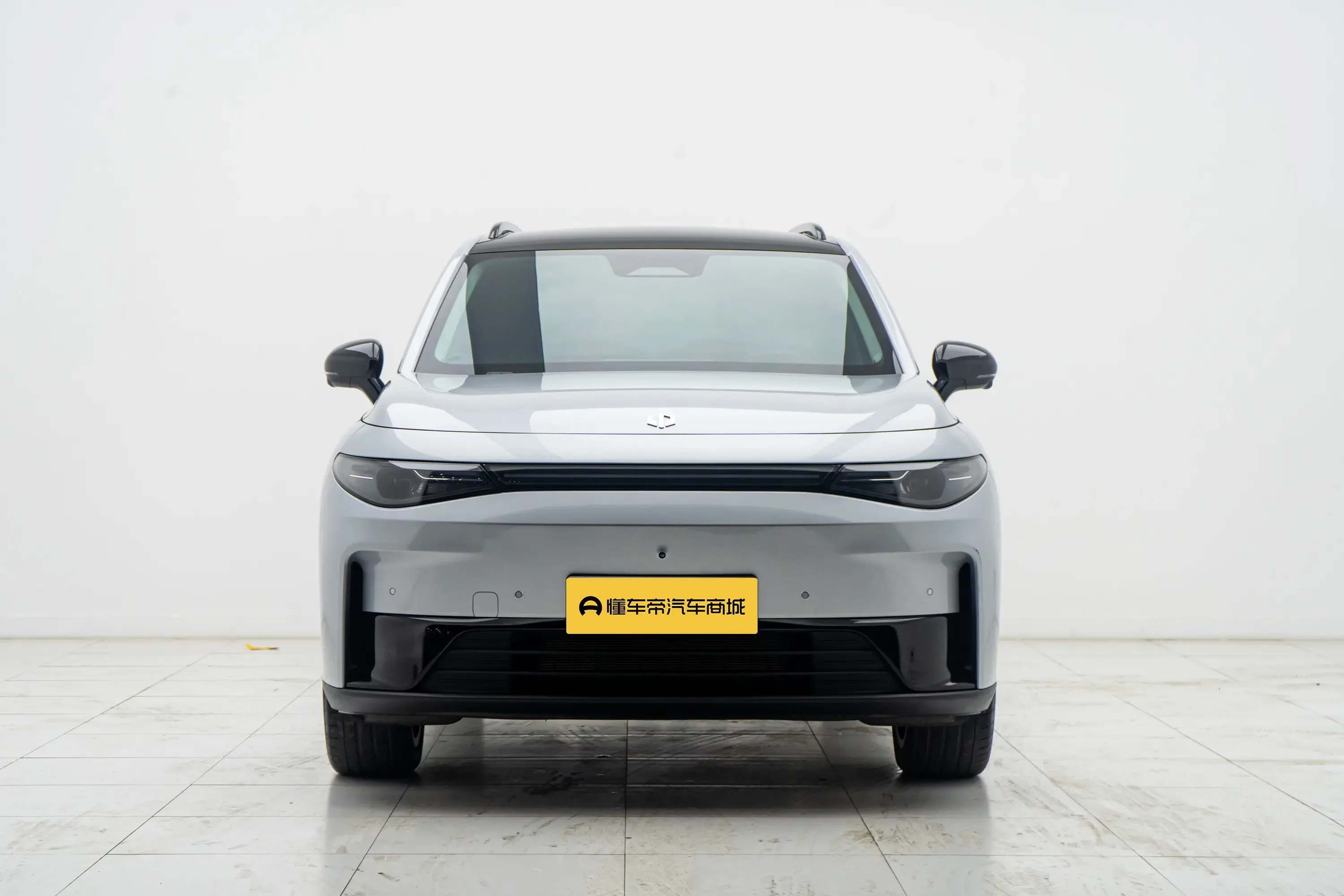 Leapmotor C16