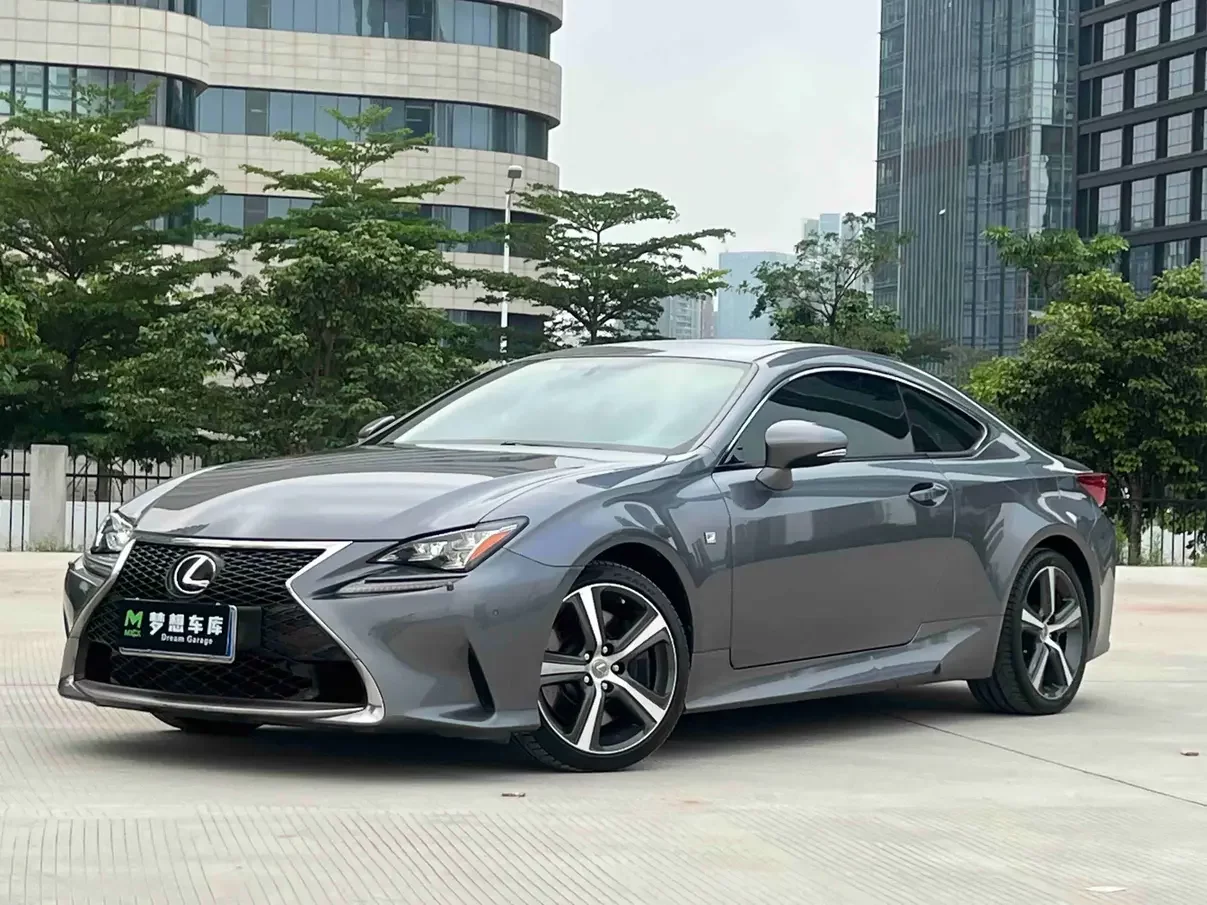 Lexus RC