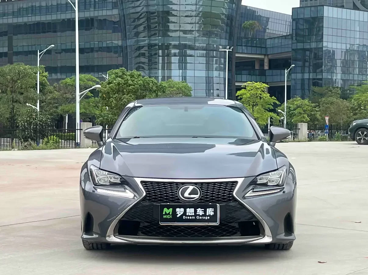 Lexus RC