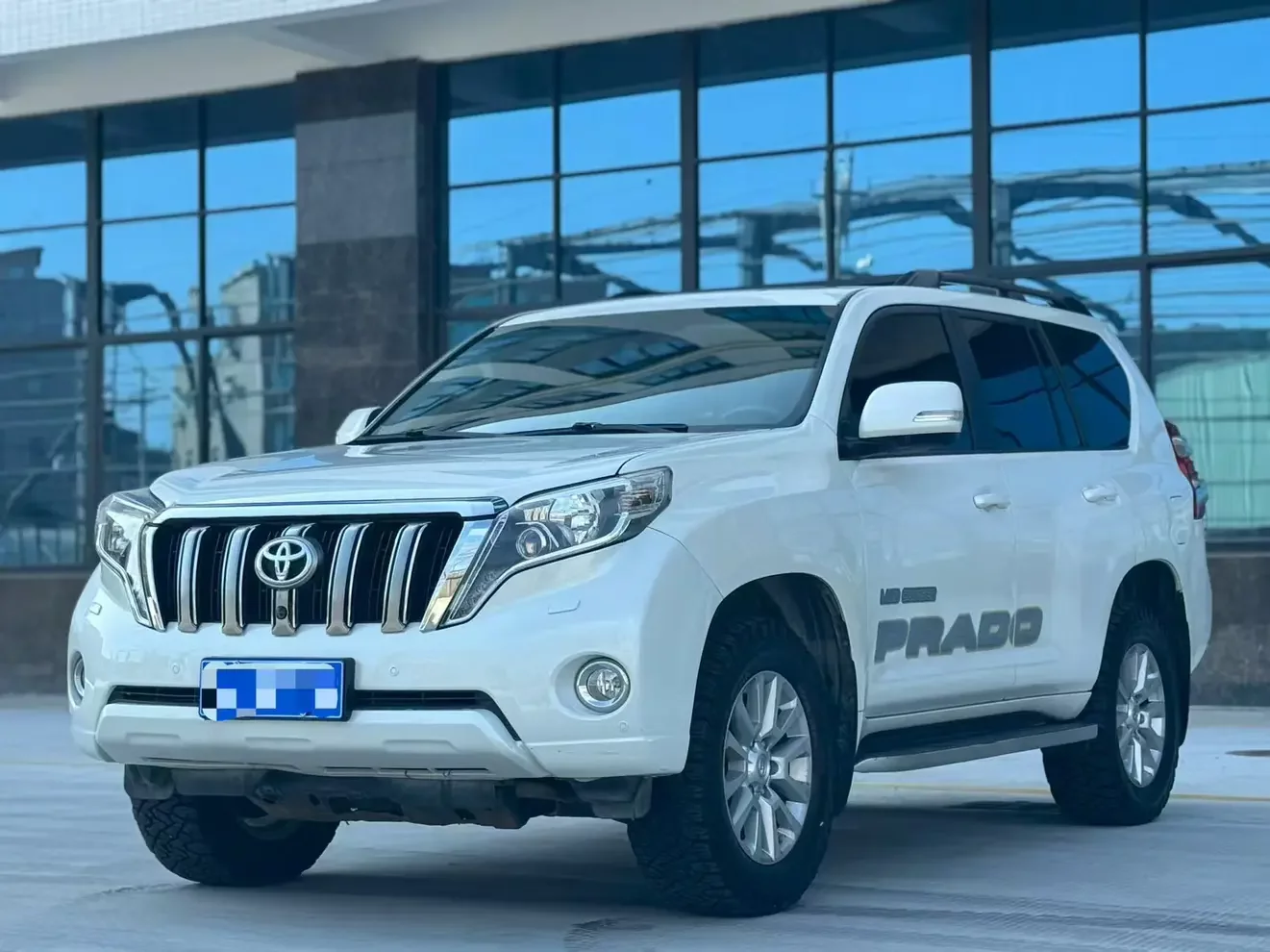 Toyota prado