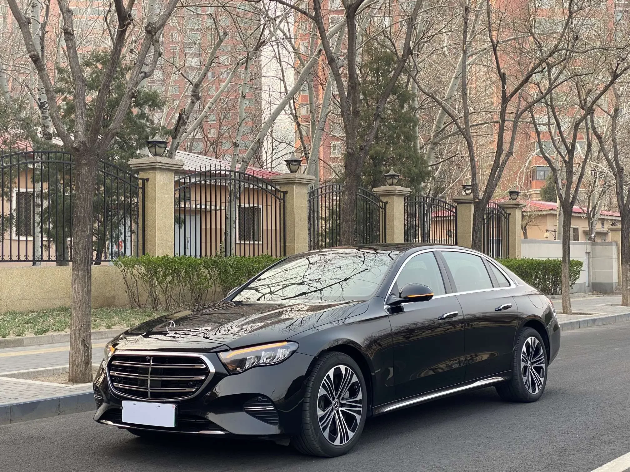 Mercedes-Benz E-Class PHEV