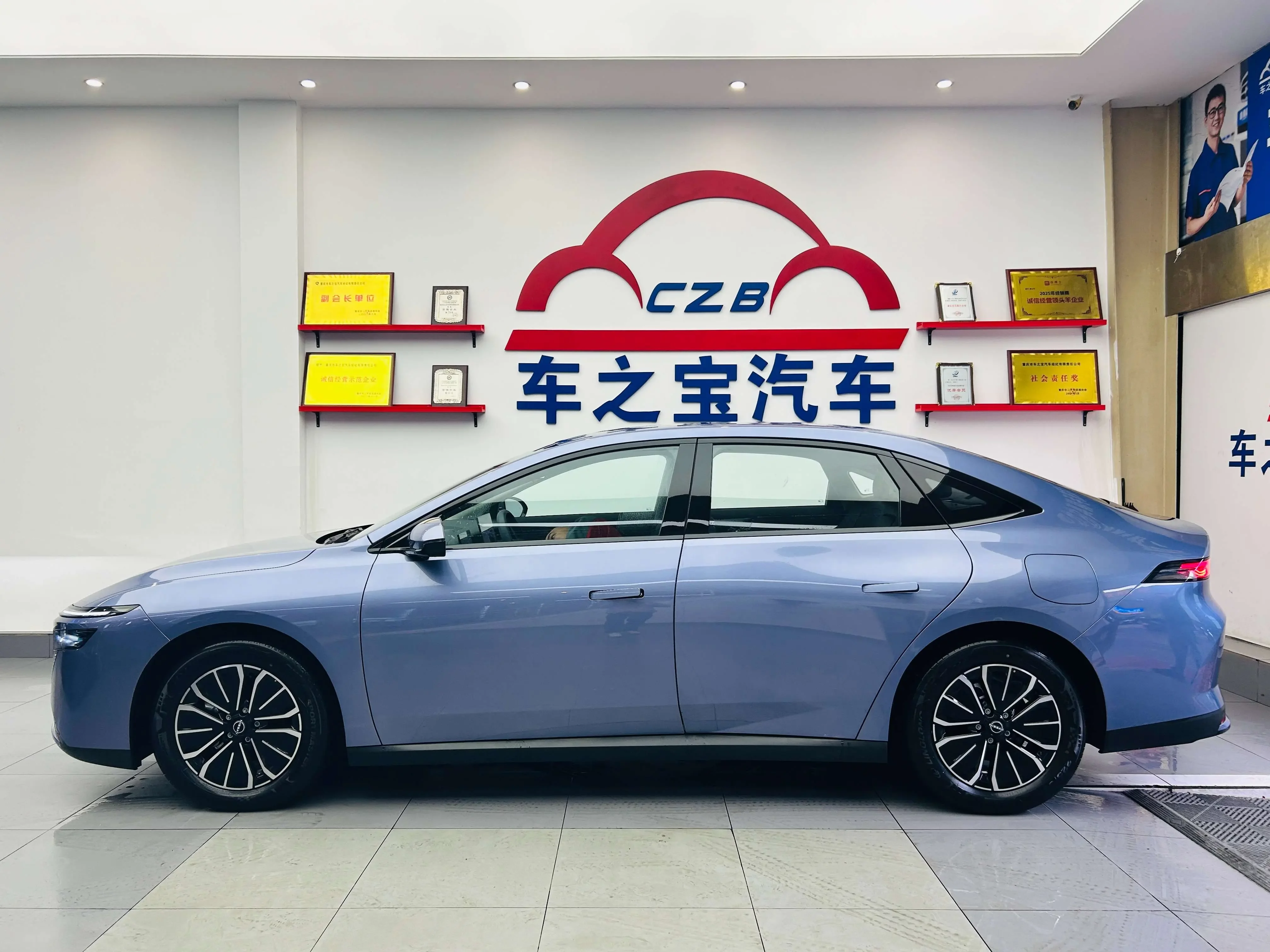 Nissan N6
