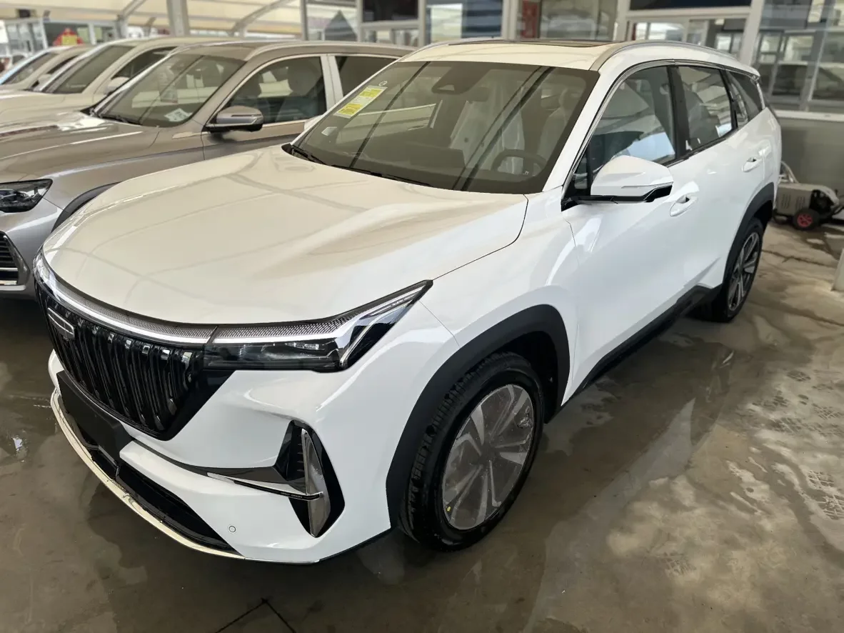 Geely Atlas L