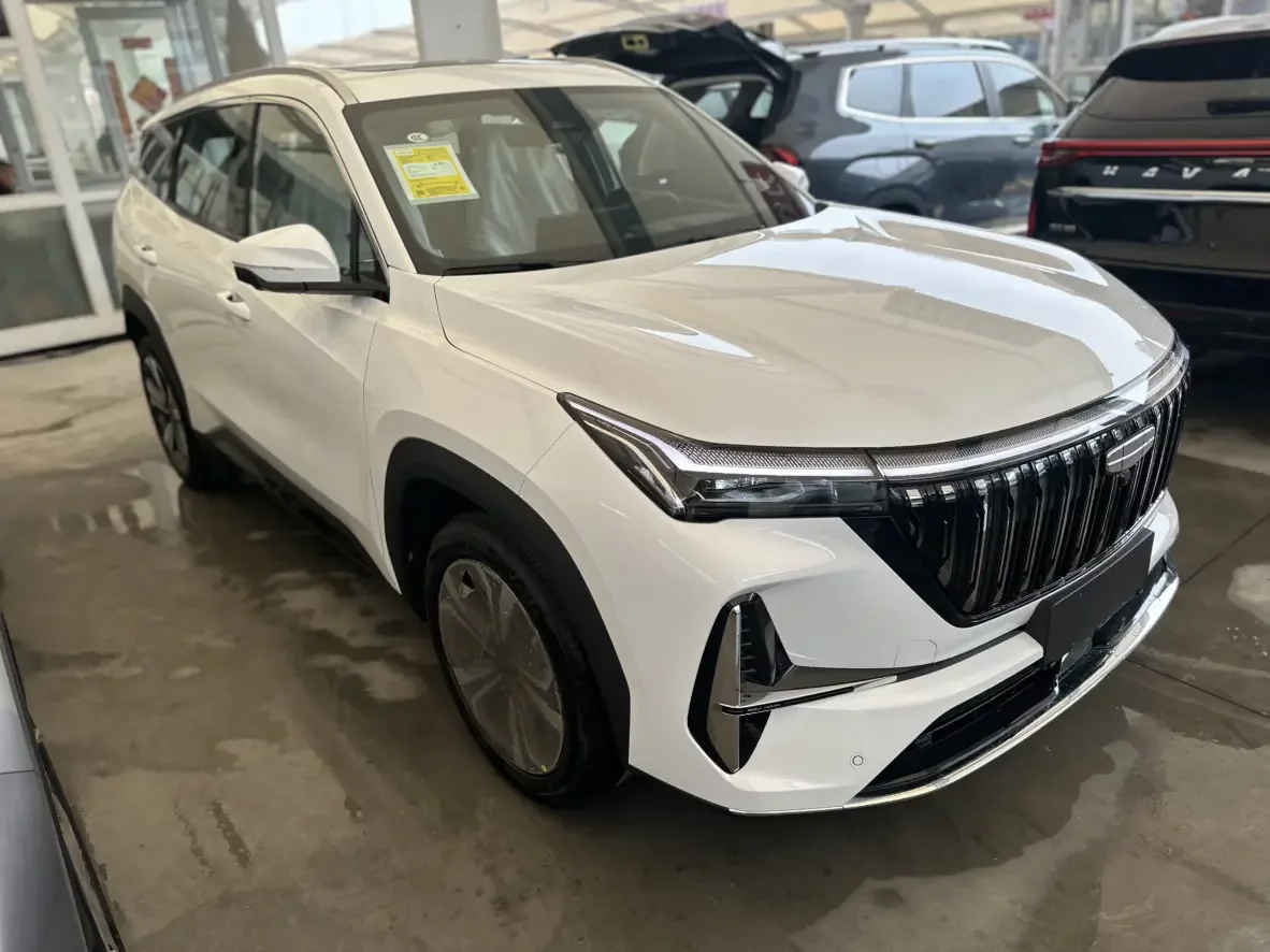 Geely Atlas L