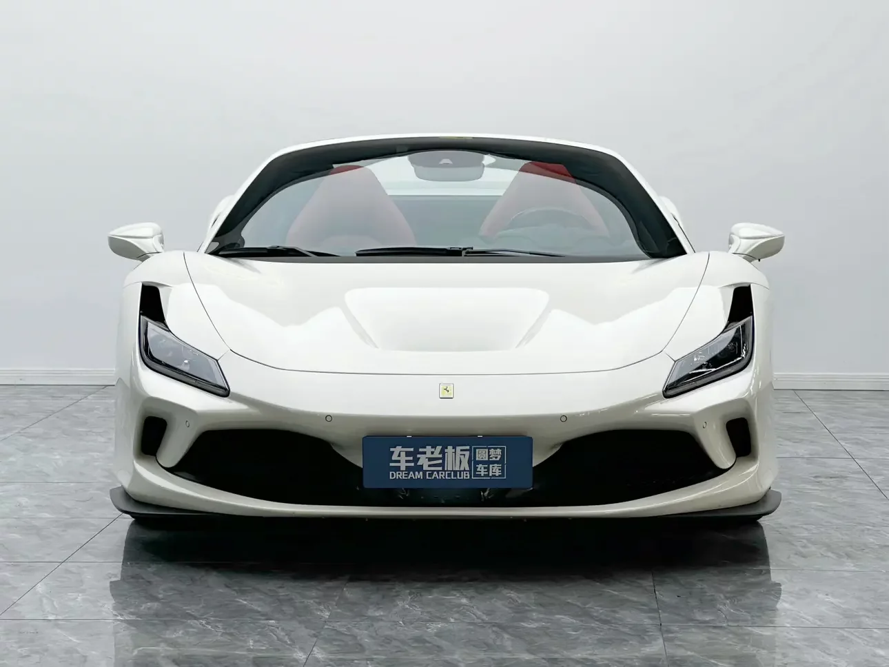 Ferrari F8