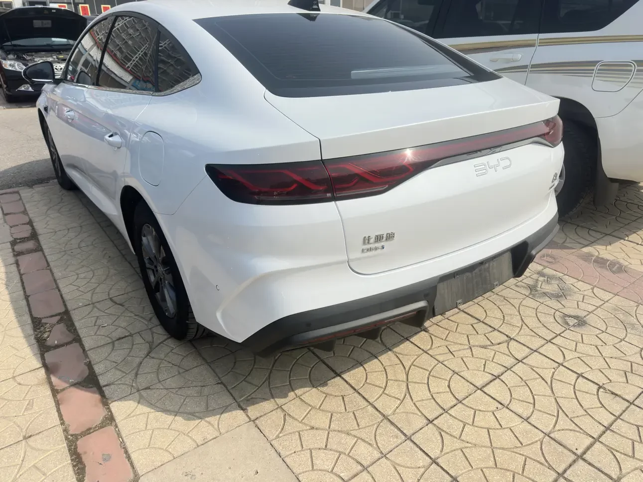 BYD Qin L DM