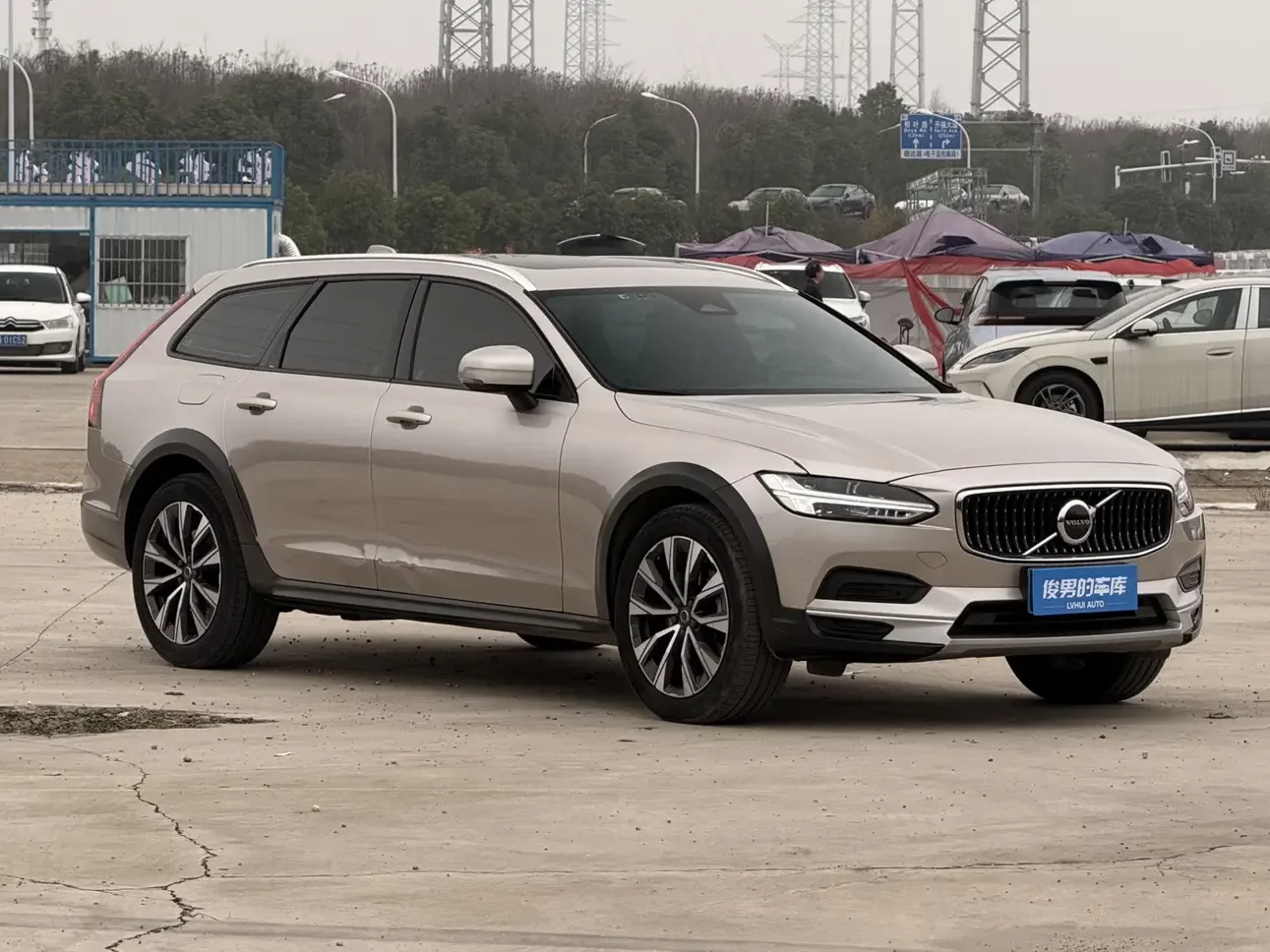 Volvo V90