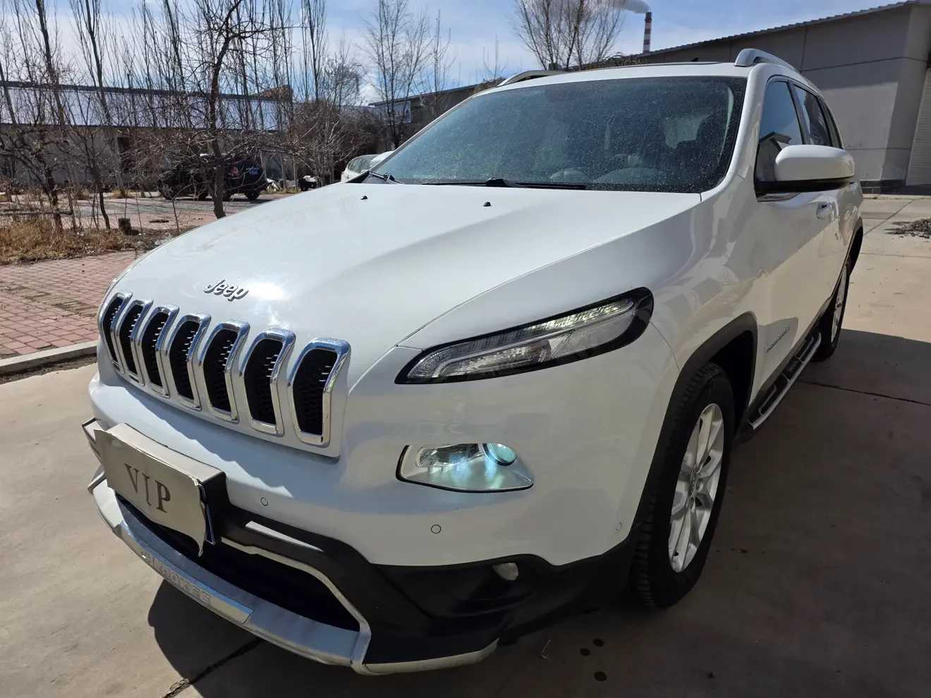 Jeep Cherokee  из Китая