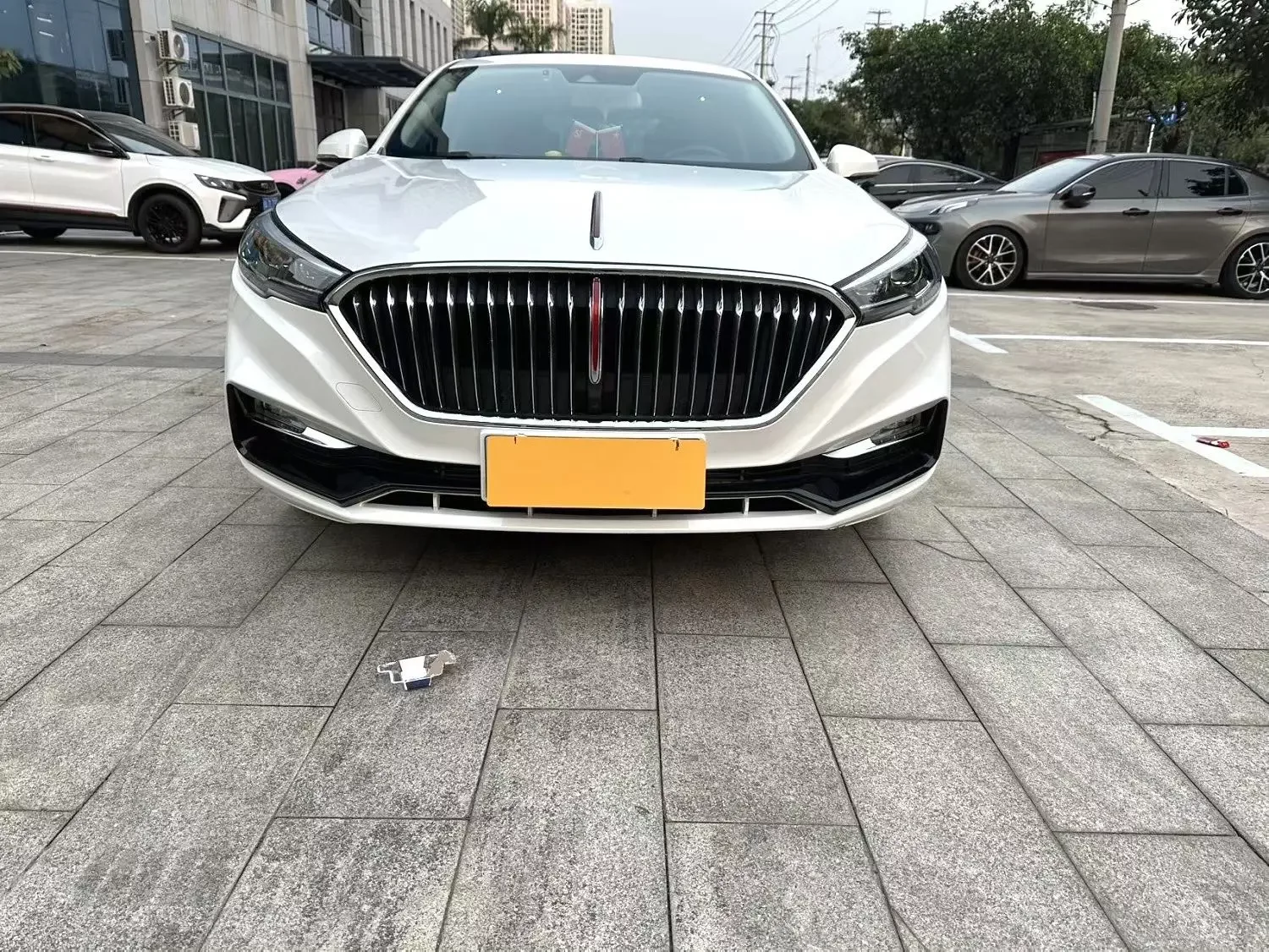 Hongqi H5 classic