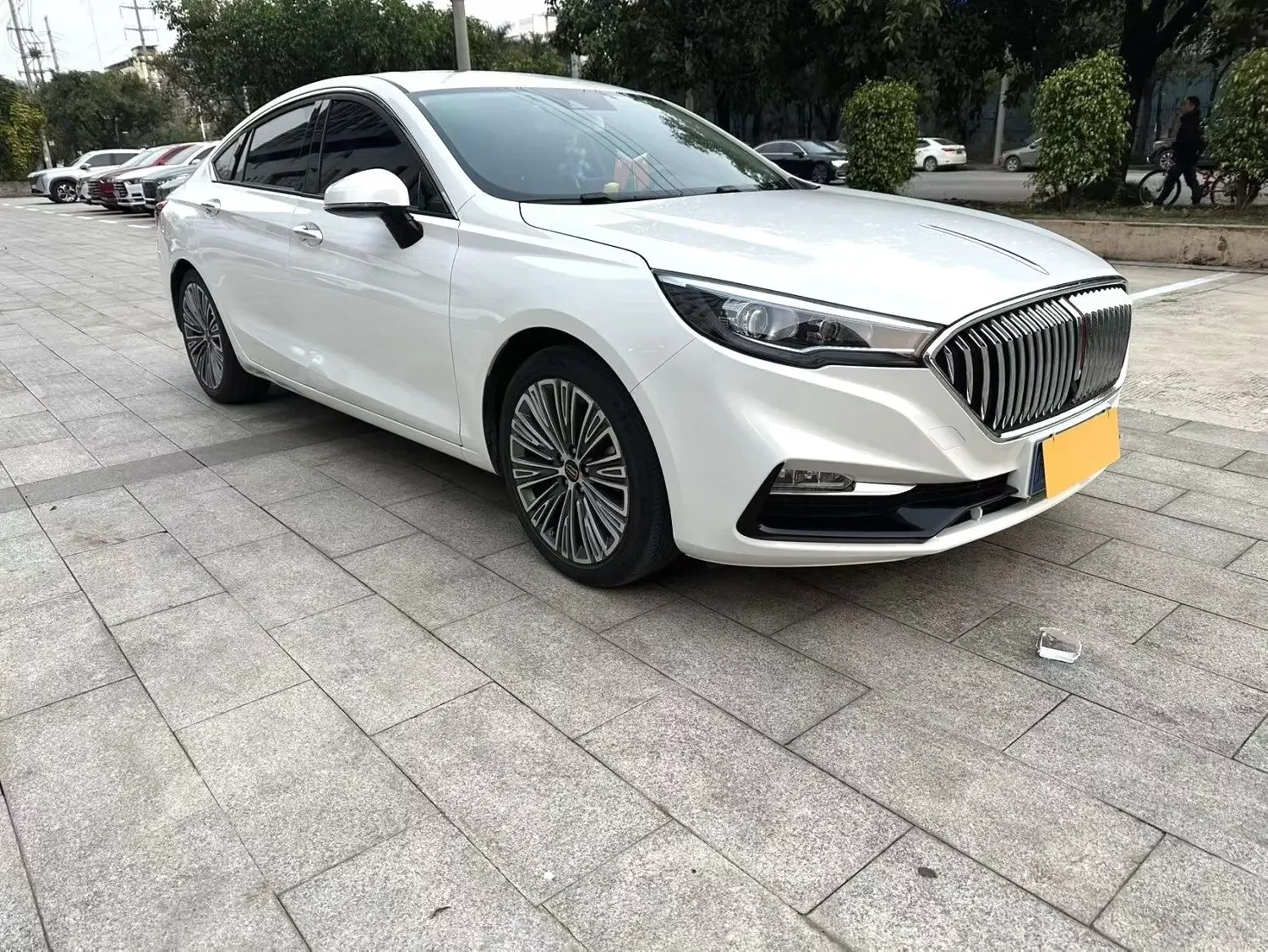 Hongqi H5 classic
