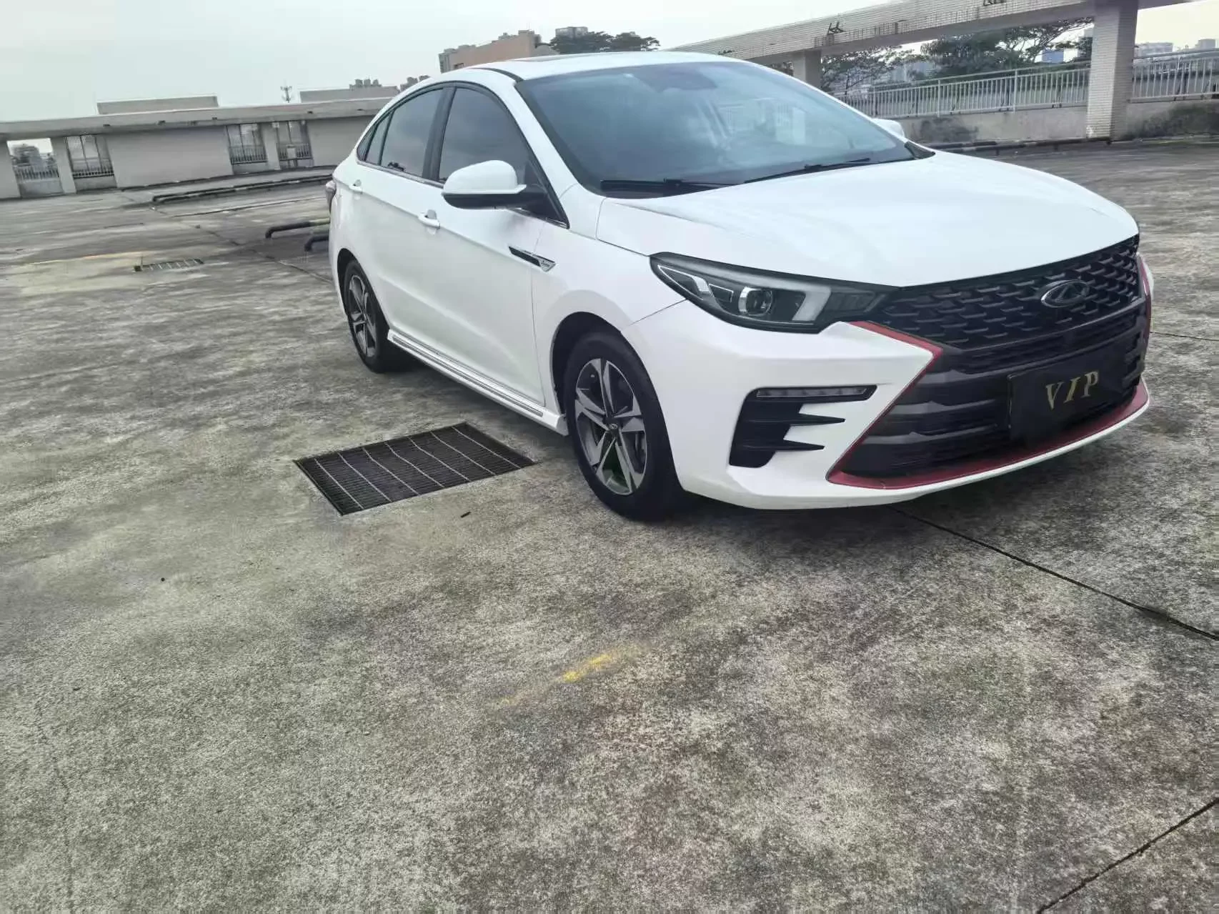 Omoda S5