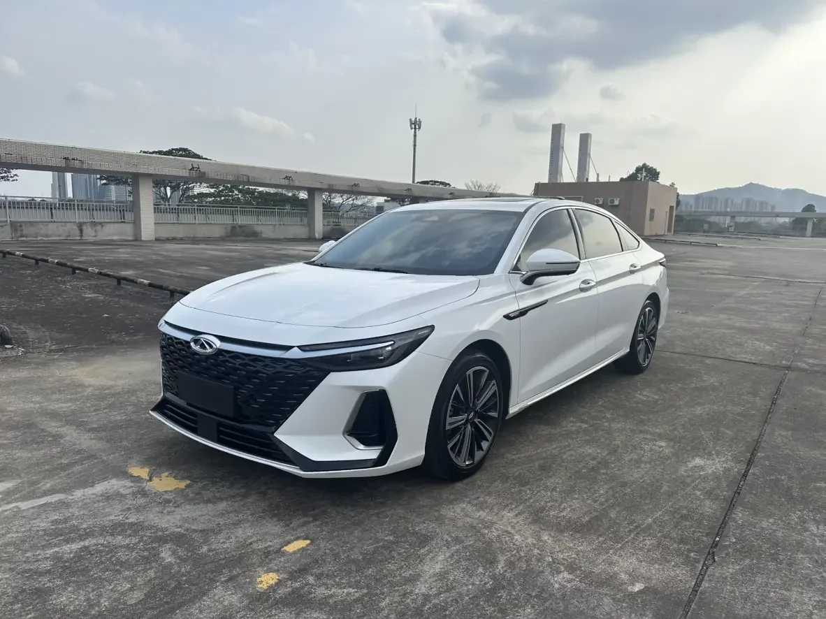 Chery Arrizo 8