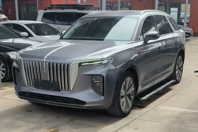 Hongqi E-HS9