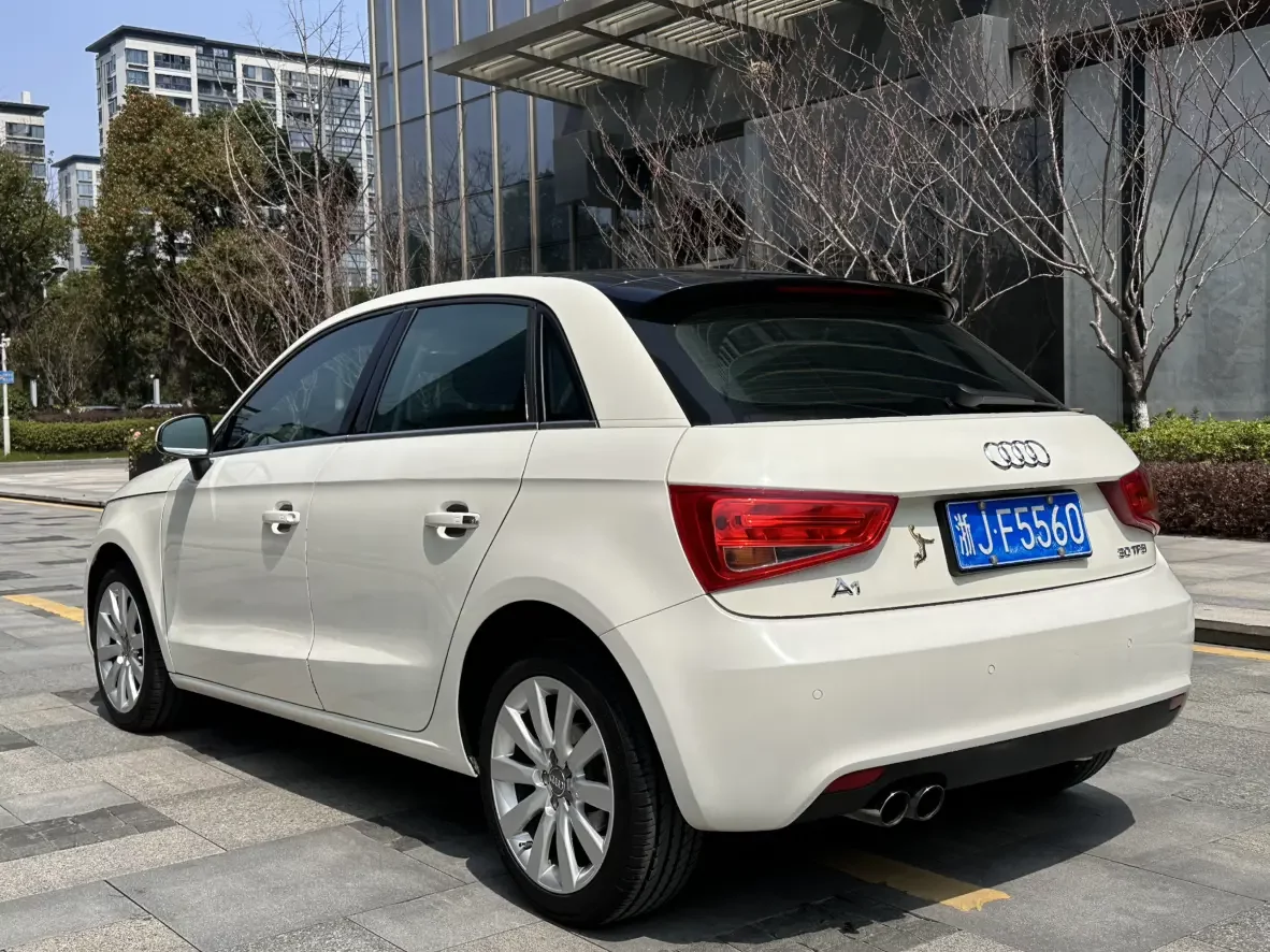 Audi A1