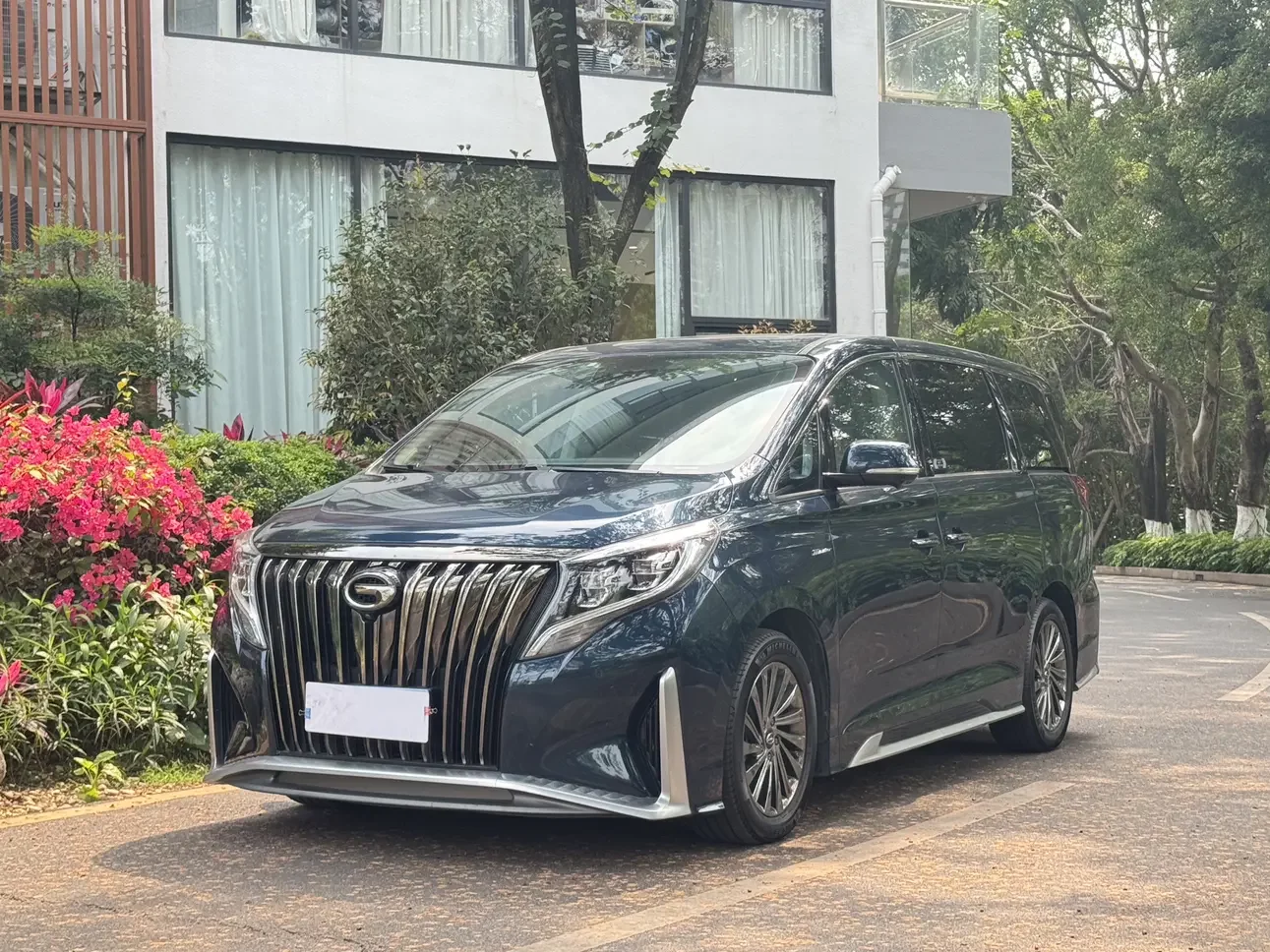 GAC Trumpchi M8
