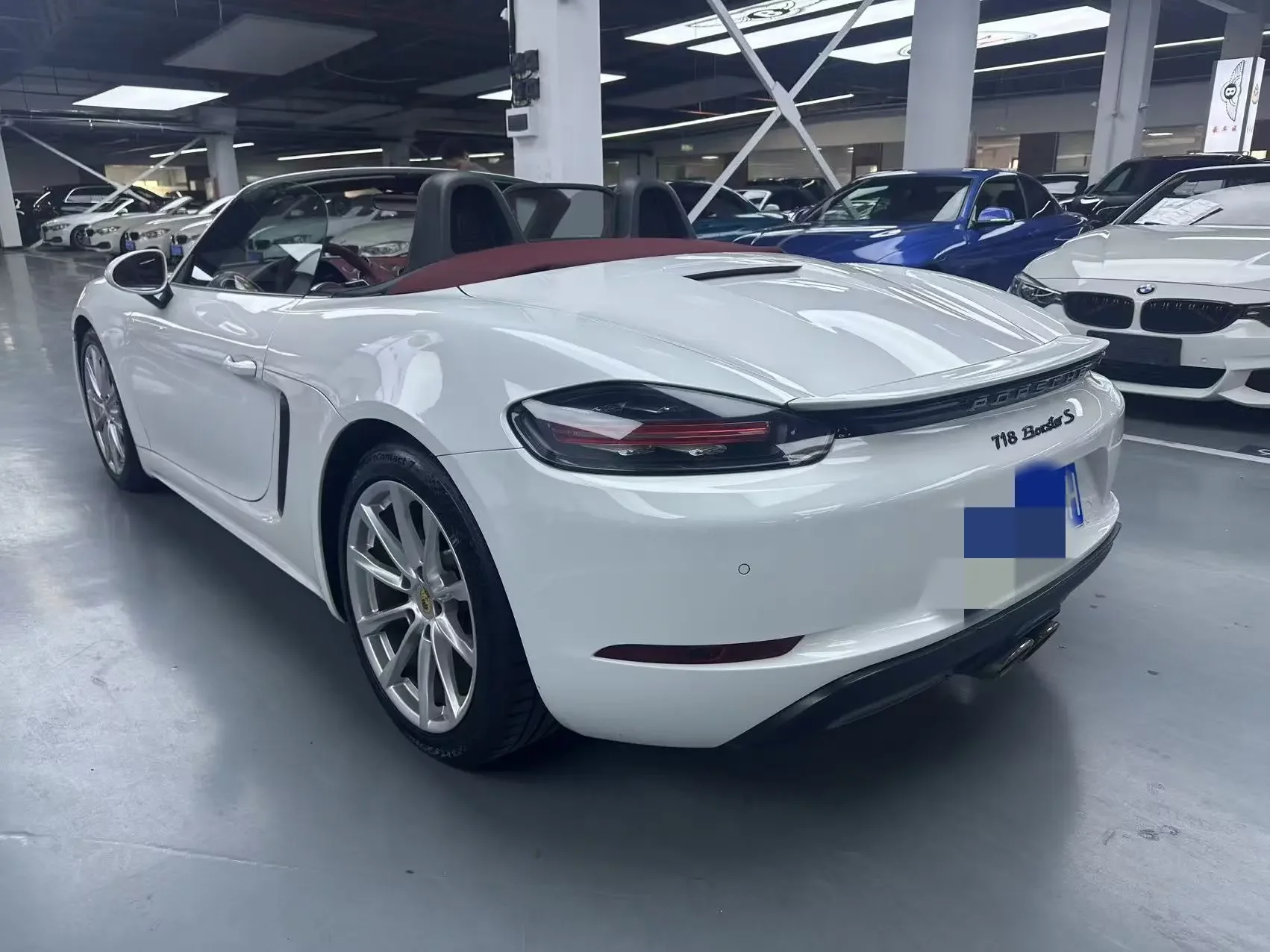 Porsche 718