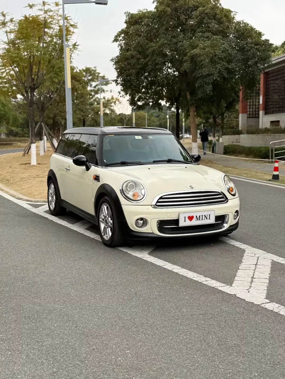 MINI 