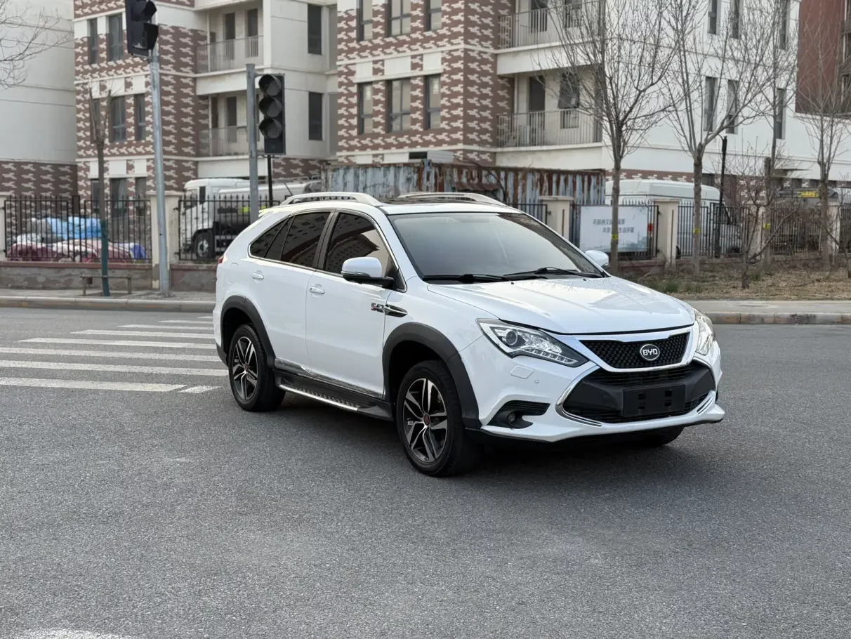 BYD Tang DM