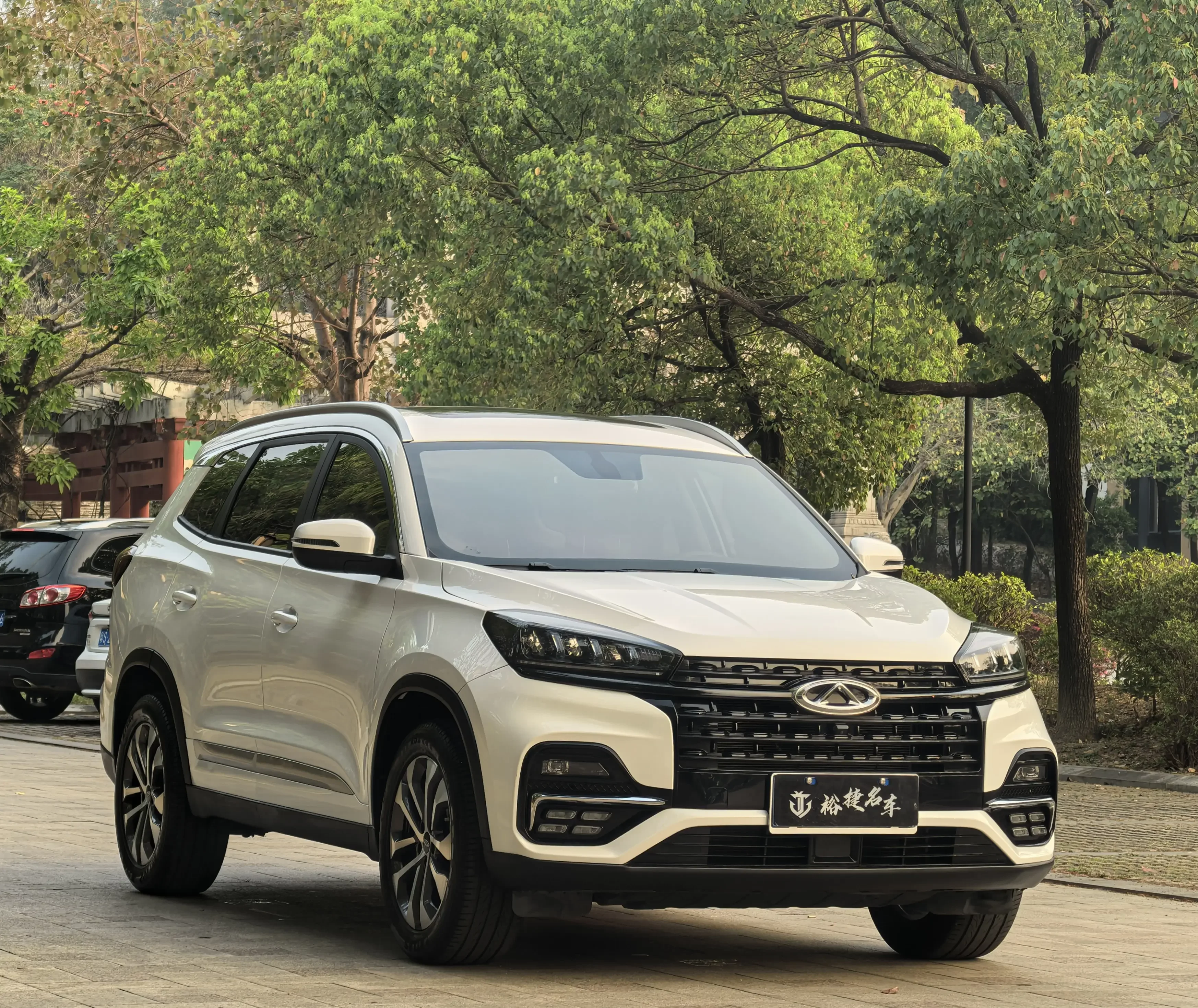 Chery Tiggo 8