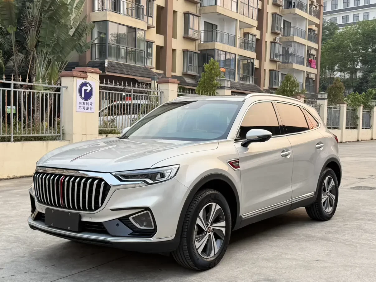 Hongqi HS5