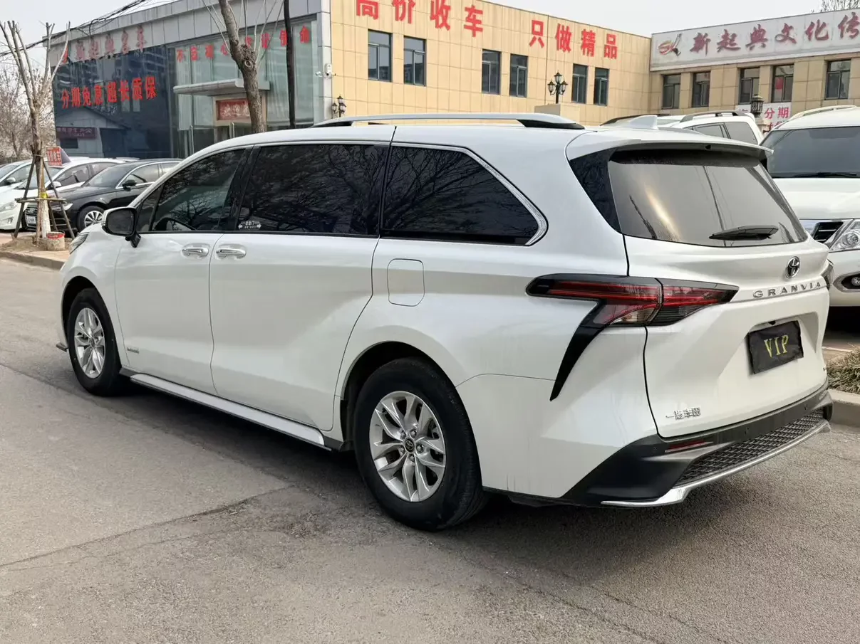 Toyota Granvia