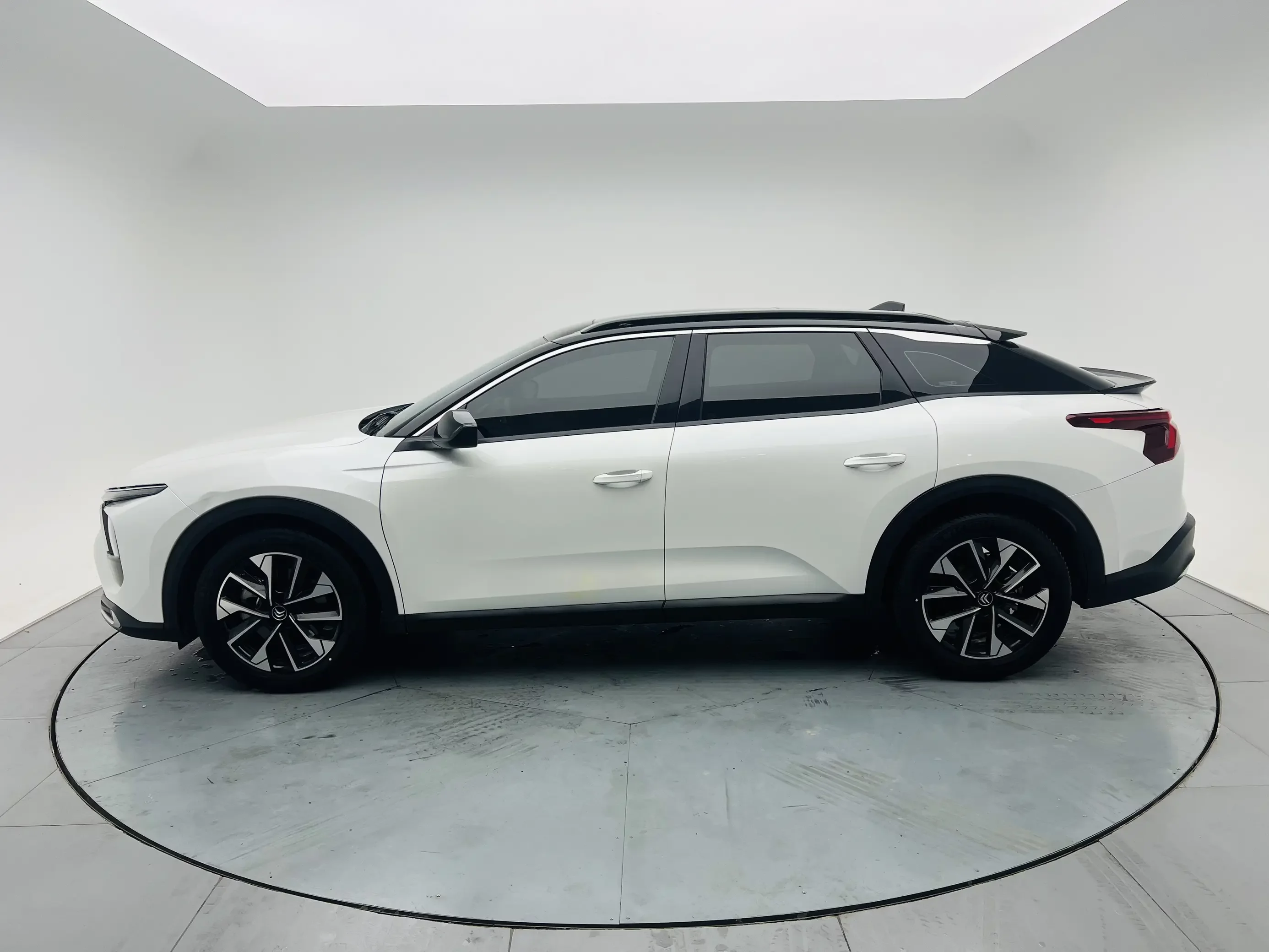 Citroën Versailles C5 X