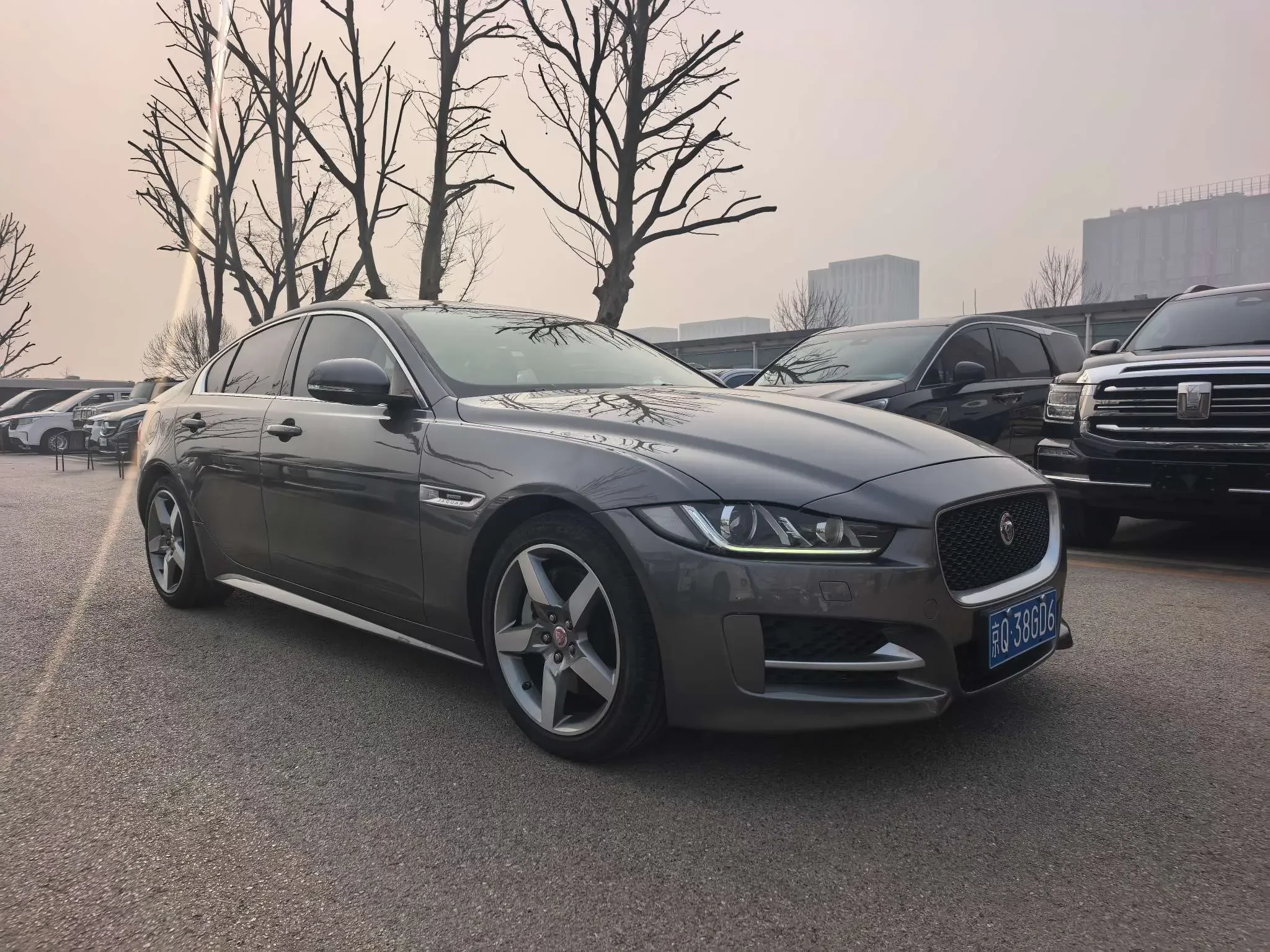 Jaguar XE