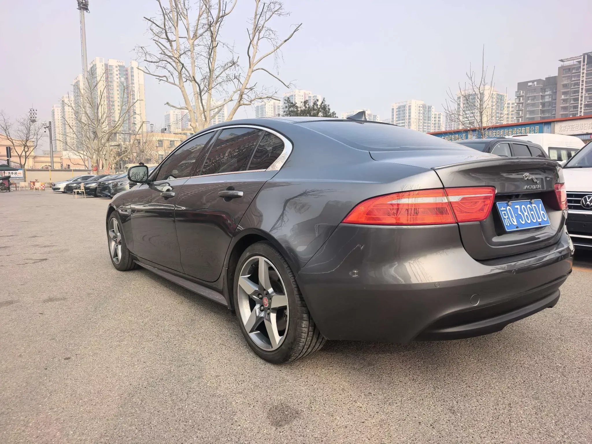 Jaguar XE
