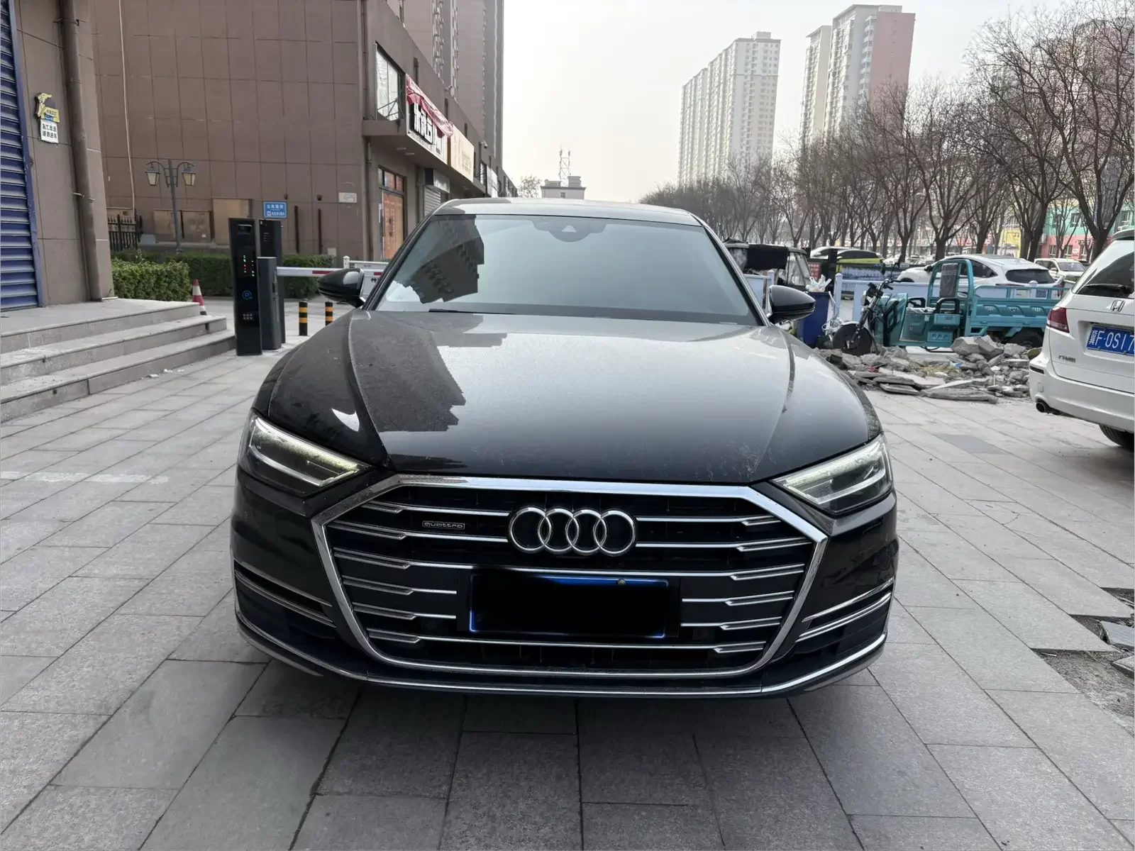 Audi A8
