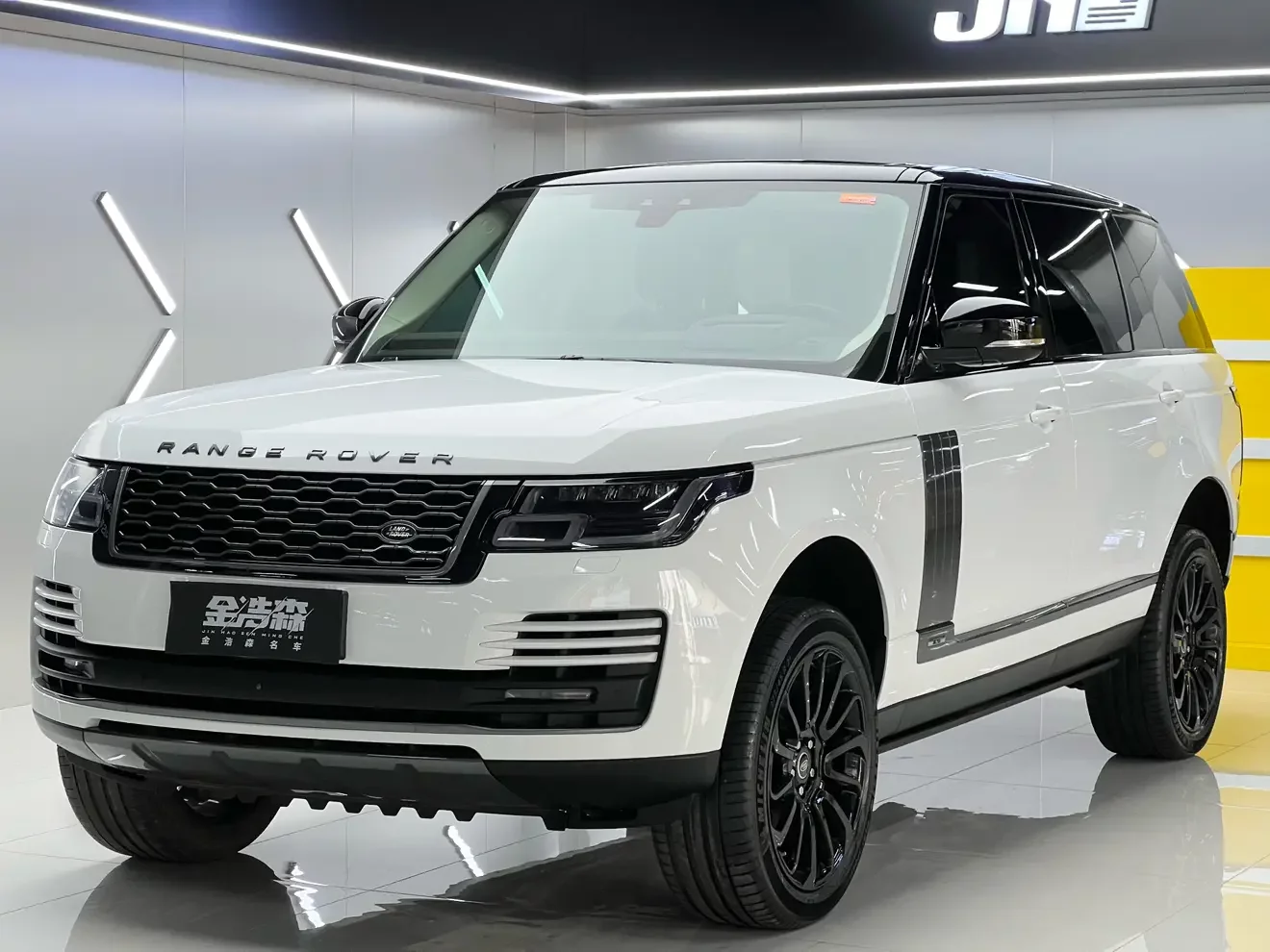 Land Rover range rover