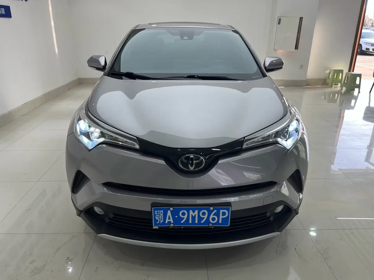 Toyota C-HR Hybrid
