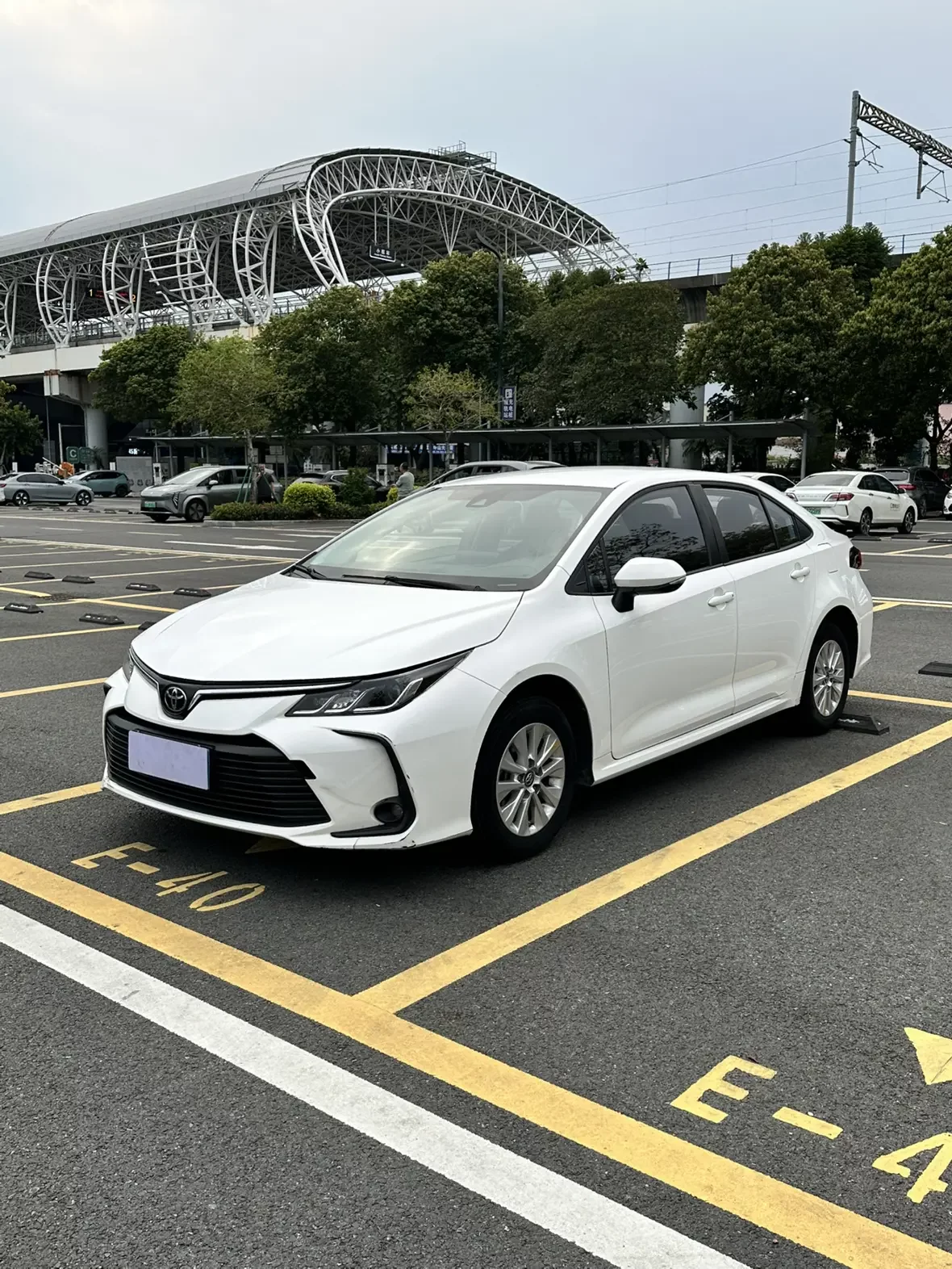 TOYOTA COROLLA