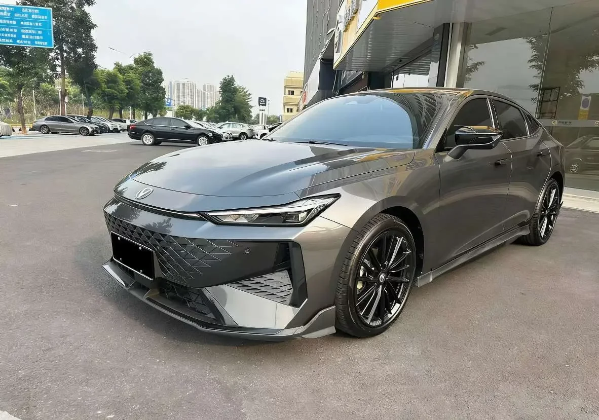 Changan UNI-V