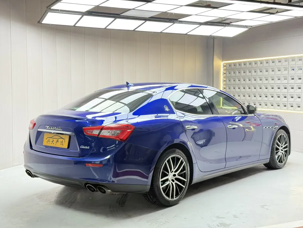 Maserati Ghibli